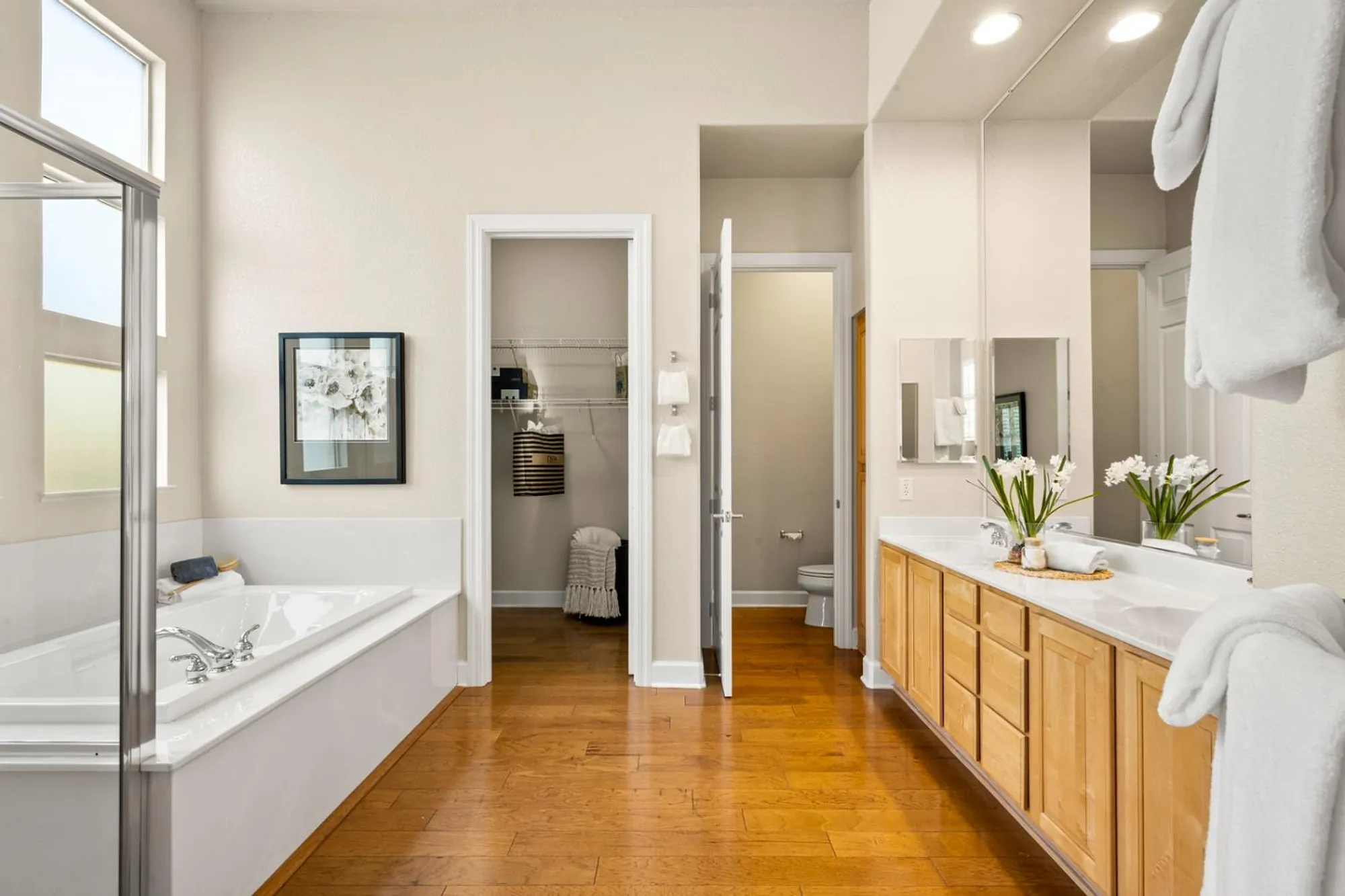 Property Slideshow image 26 of 44 | 856 mossy ridge ln, Lincoln, CA, 95648