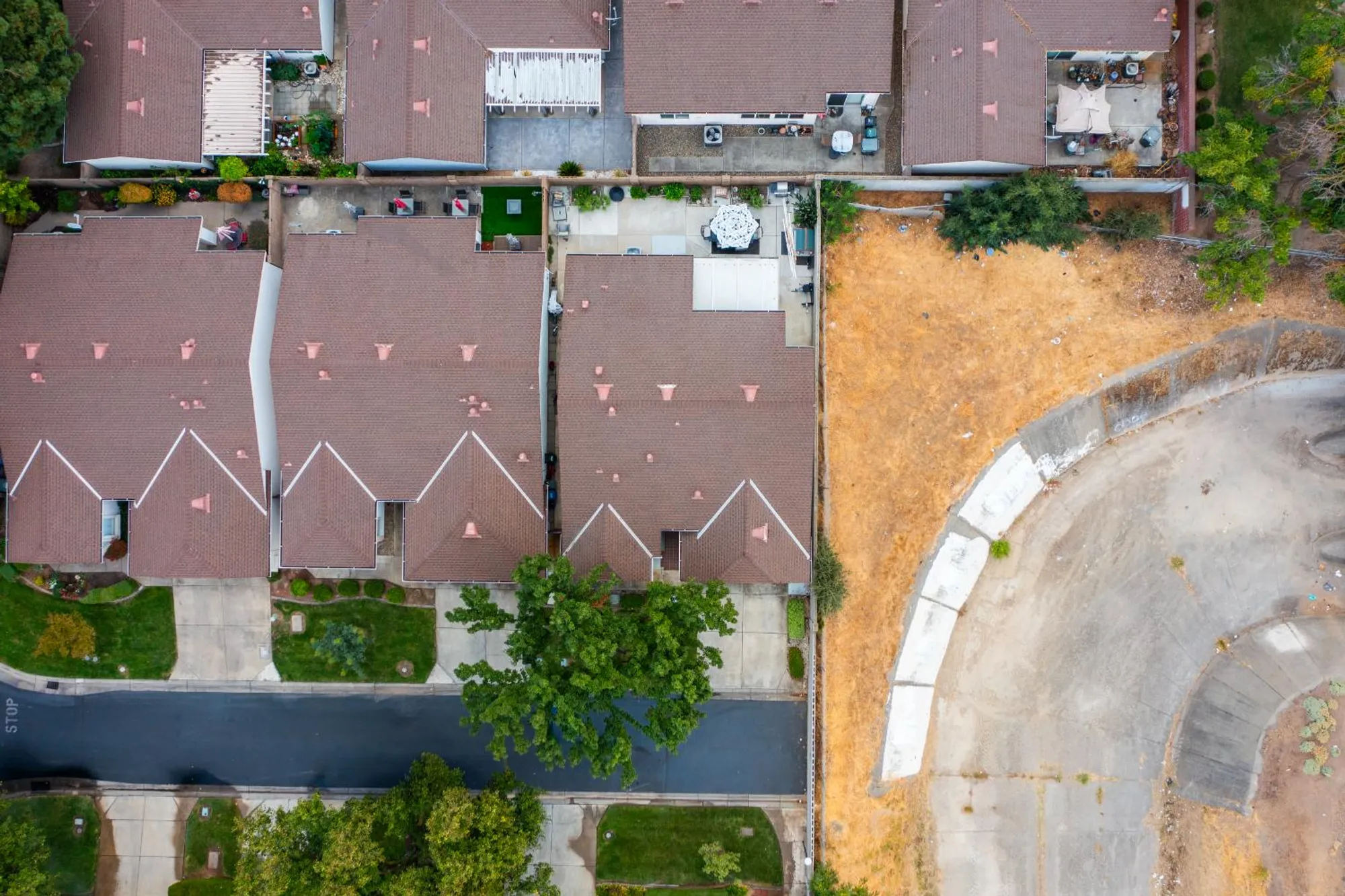 Property Slideshow image 14 of 29 | 7100 sunbridge ln, Sacramento, CA, 95828