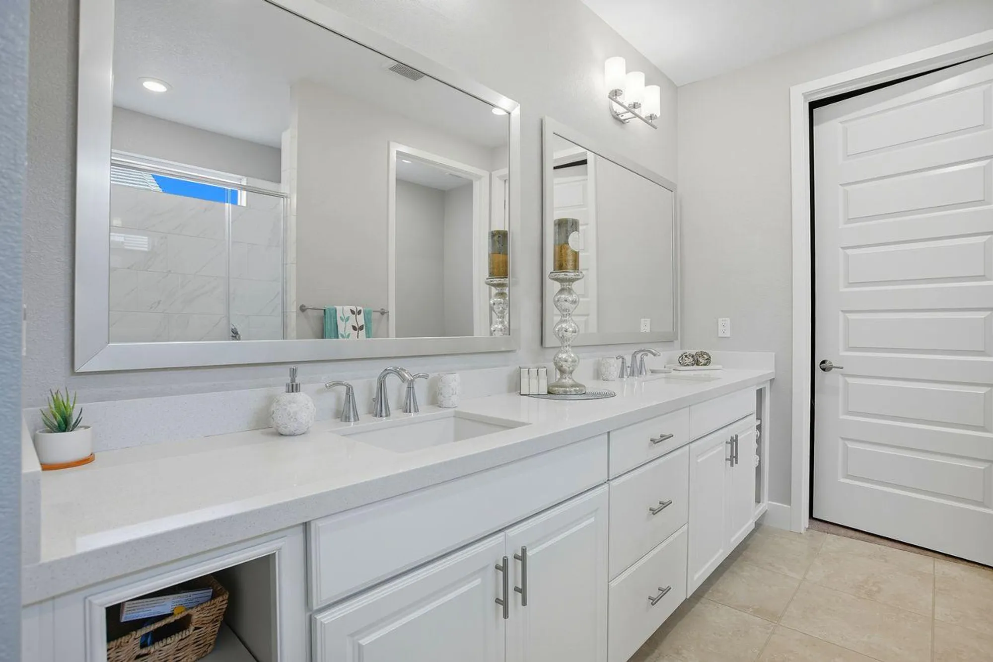 Property Slideshow image 14 of 36 | 4009 crete island ln, Sacramento, CA, 95834