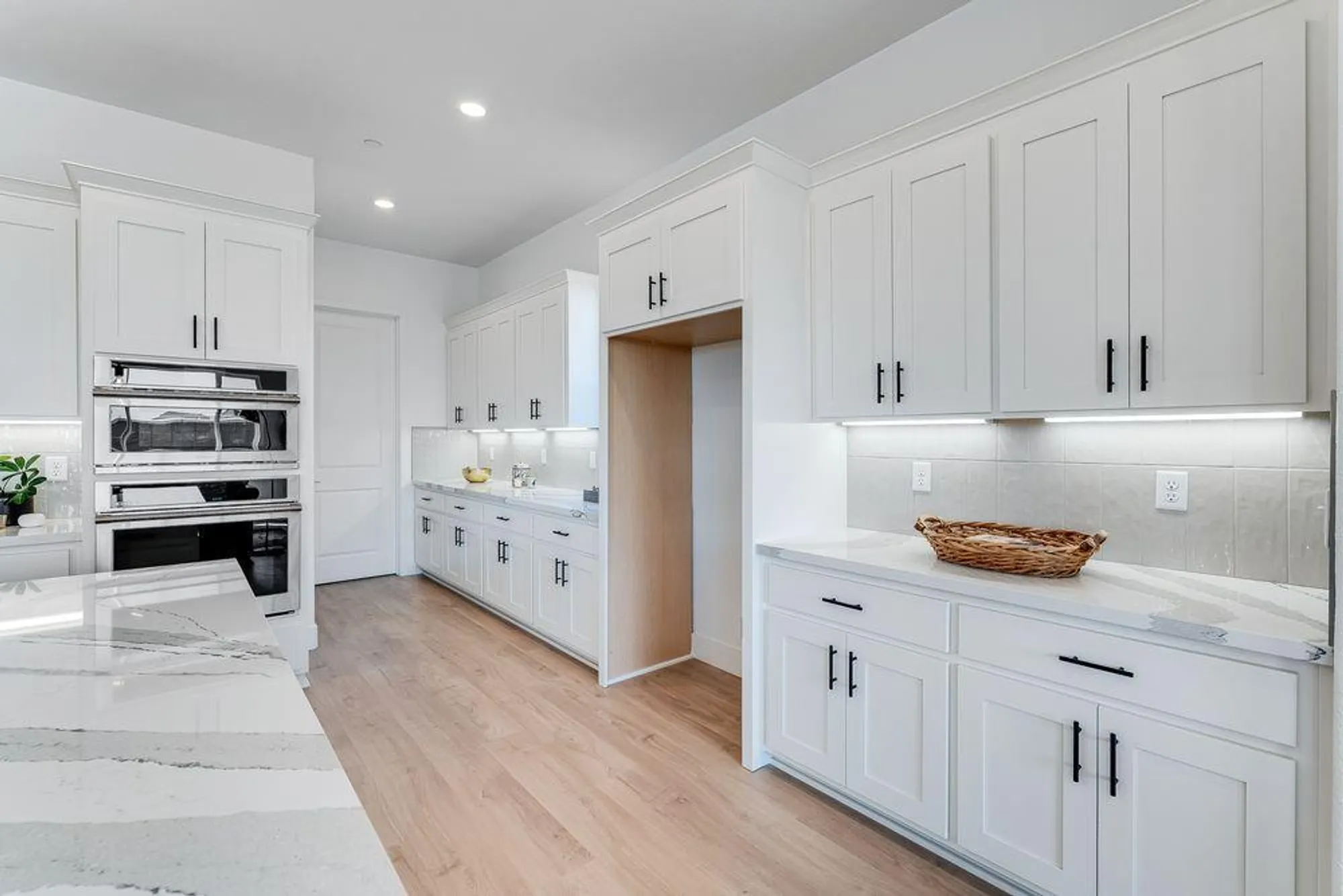 Property Slideshow image 6 of 62 | 8536 rino way, Elk Grove, CA, 95757
