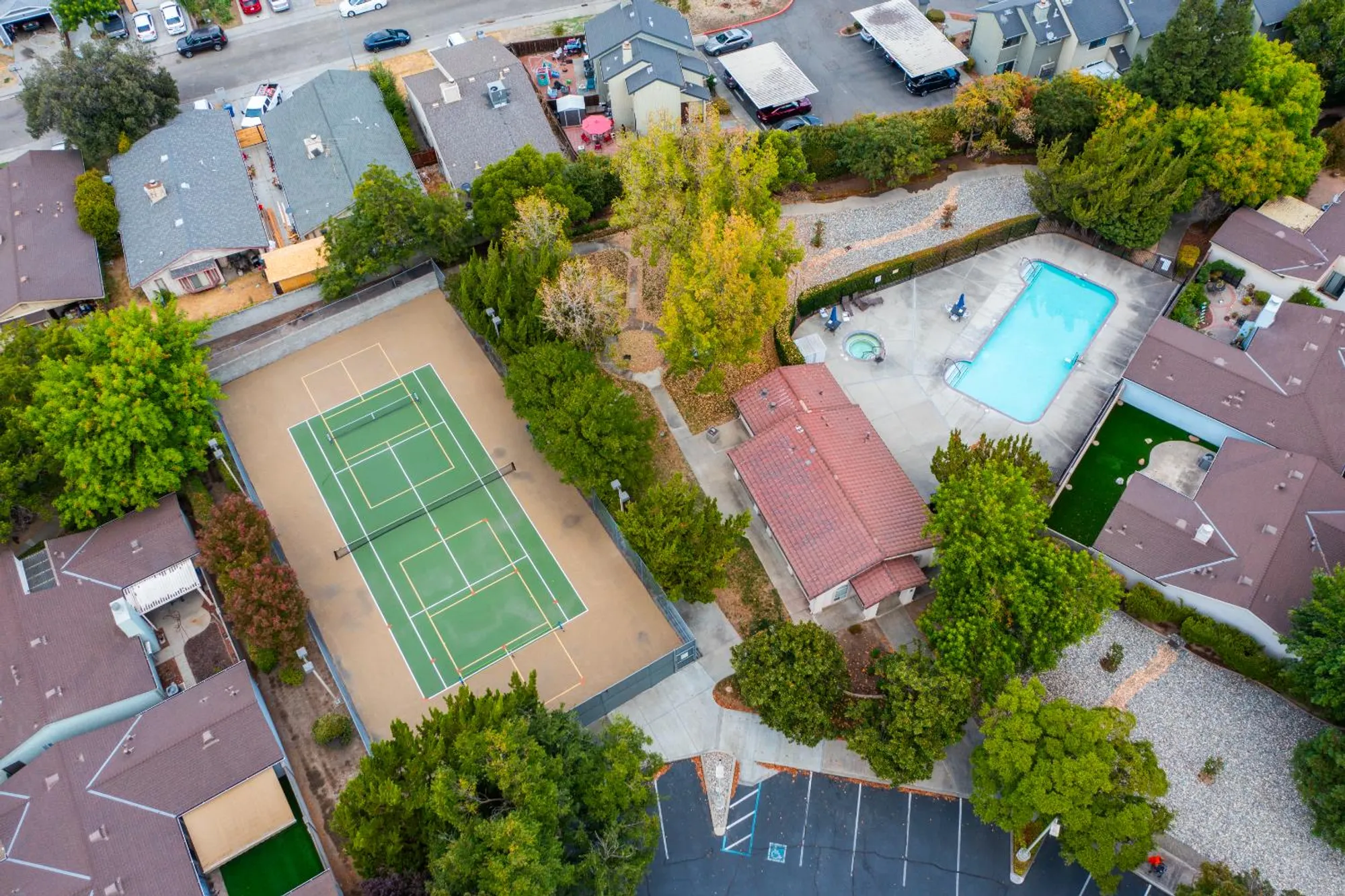 Property Slideshow image 12 of 29 | 7100 sunbridge ln, Sacramento, CA, 95828