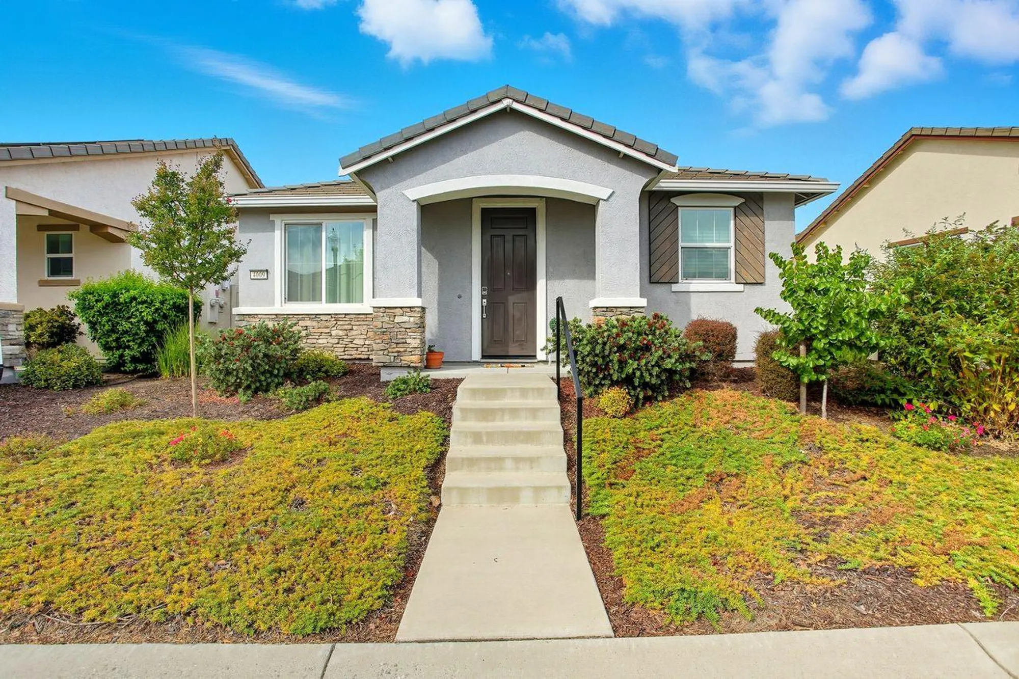 Property Slideshow image 3 of 36 | 4009 crete island ln, Sacramento, CA, 95834