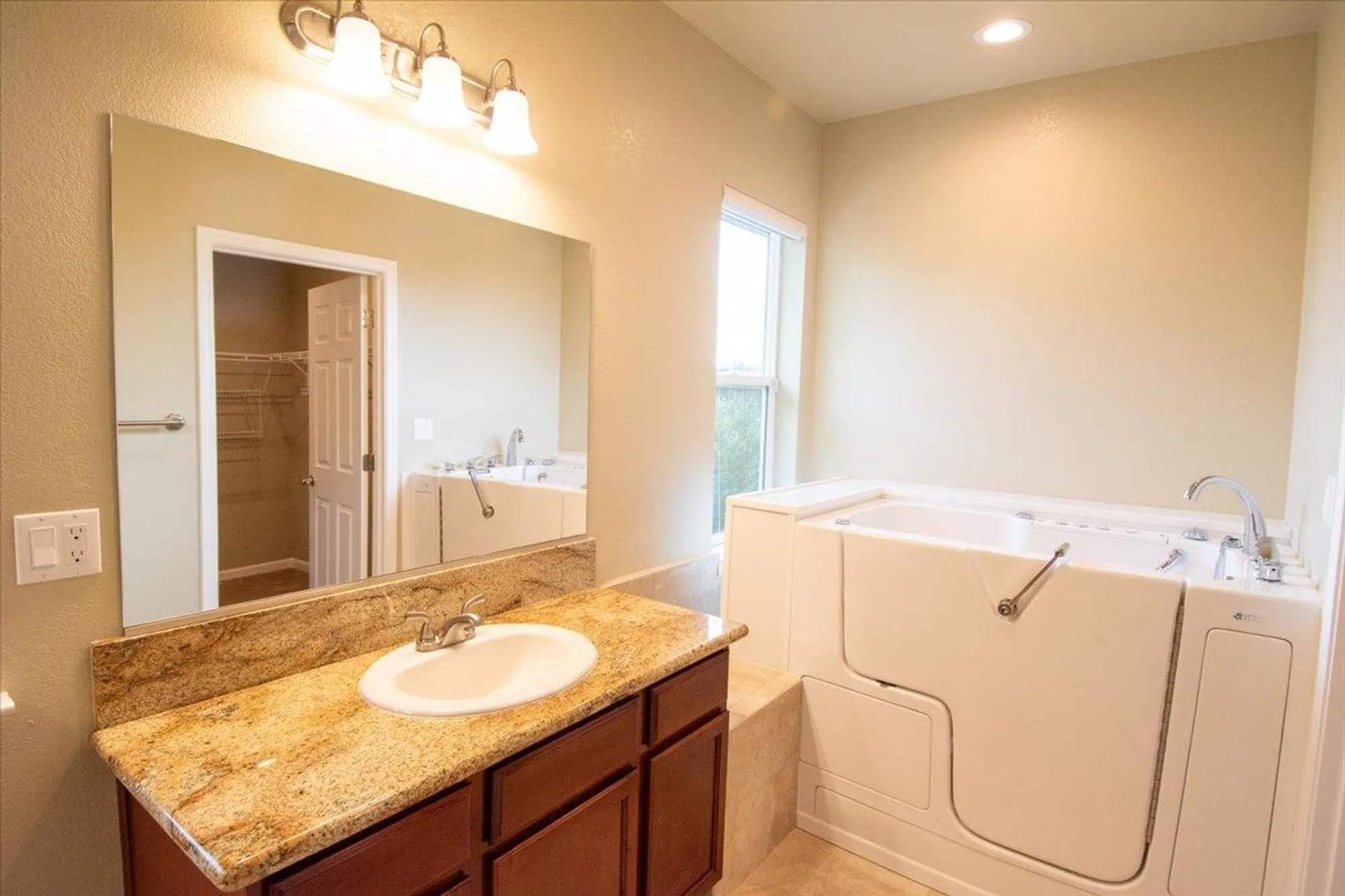Property Slideshow image 46 of 54 | 2043 thomas dr, Jackson, CA, 95642