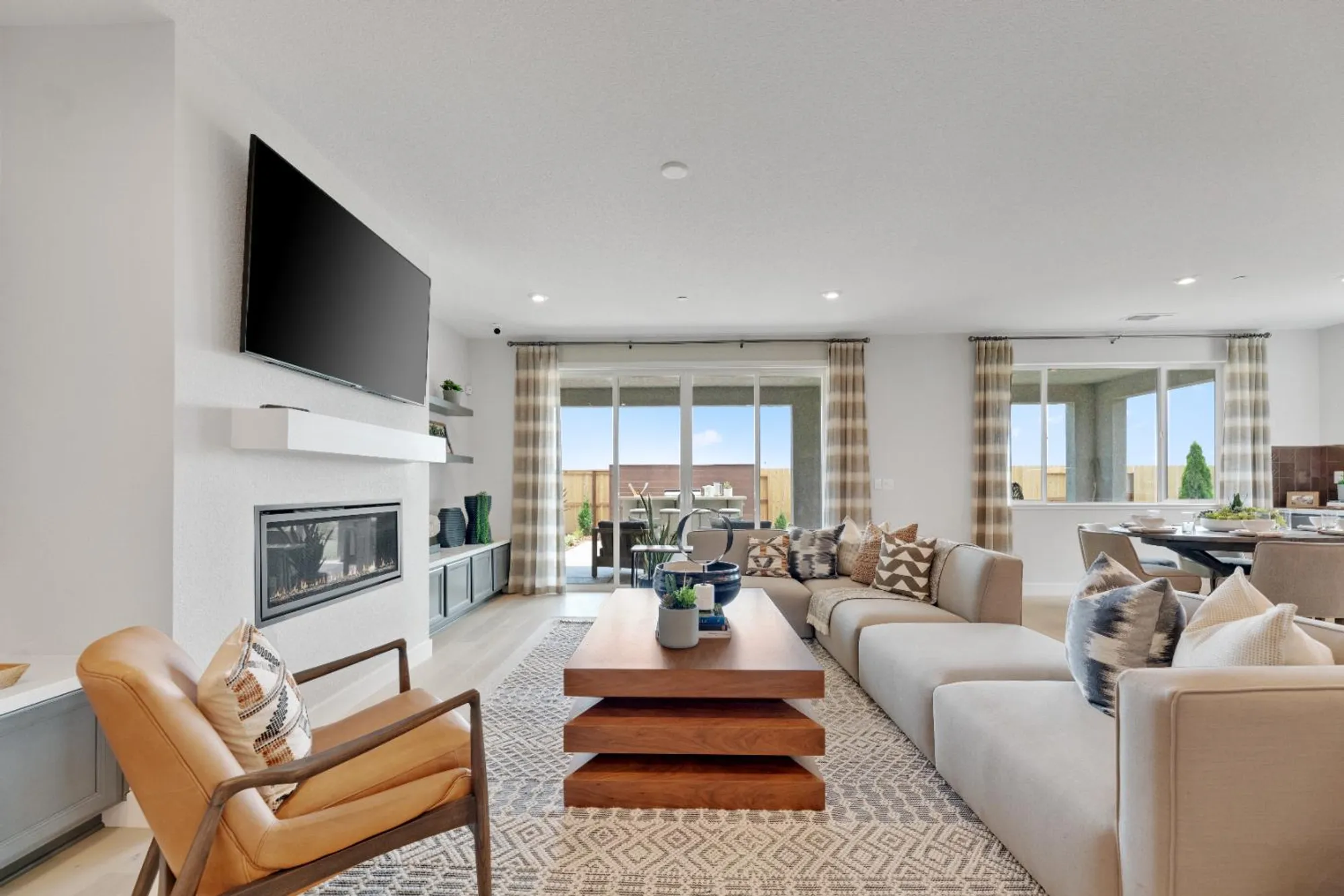 Property Slideshow image 27 of 65 | 1551 cascade way, Lincoln, CA, 95648