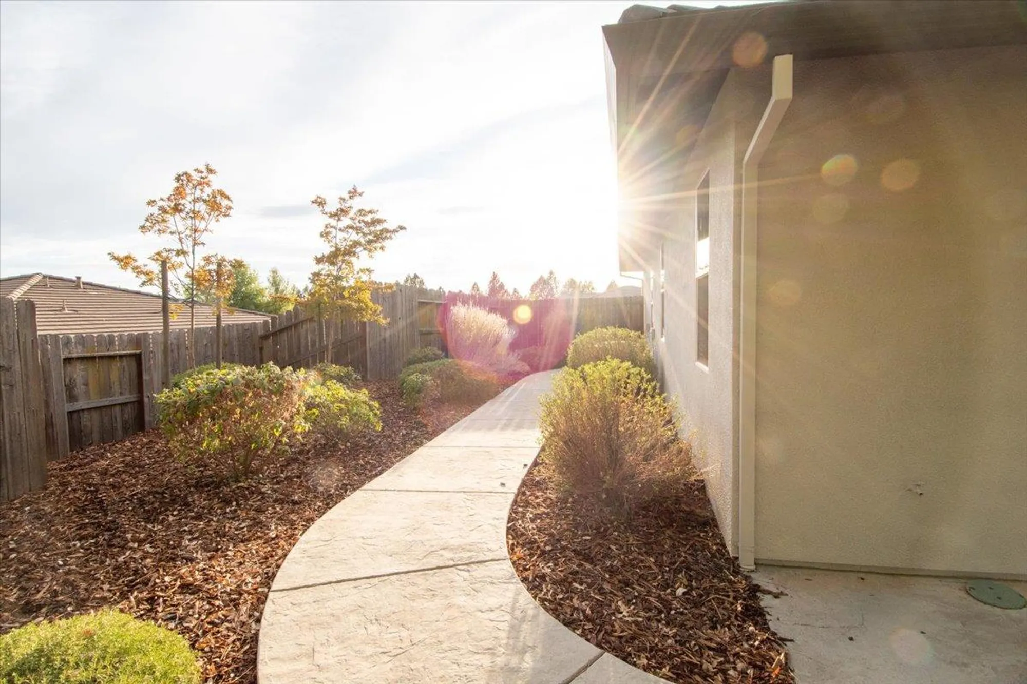 Property Slideshow image 16 of 54 | 2043 thomas dr, Jackson, CA, 95642