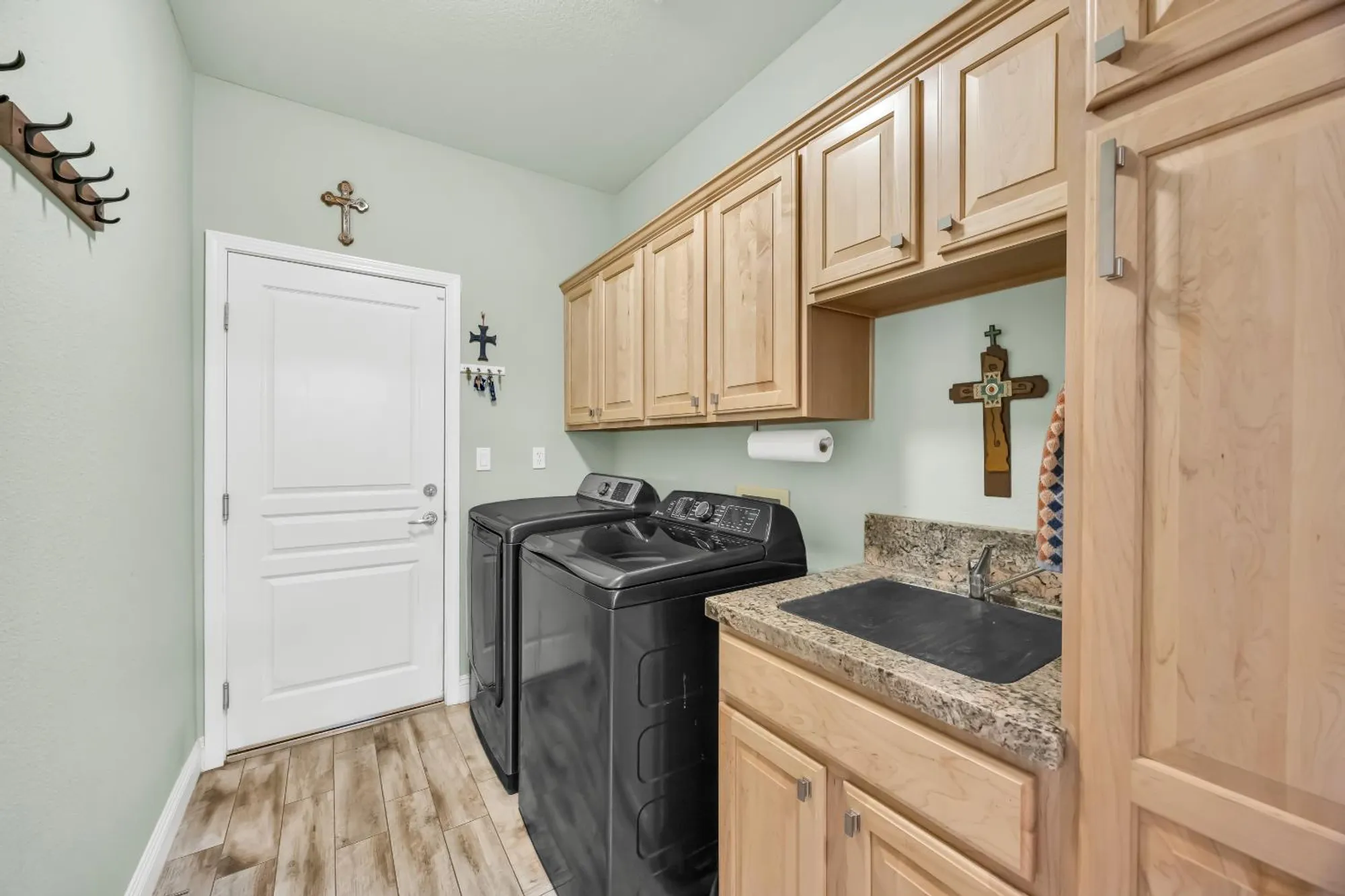 Property Slideshow image 30 of 63 | 310 elderberry ct, Lincoln, CA, 95648