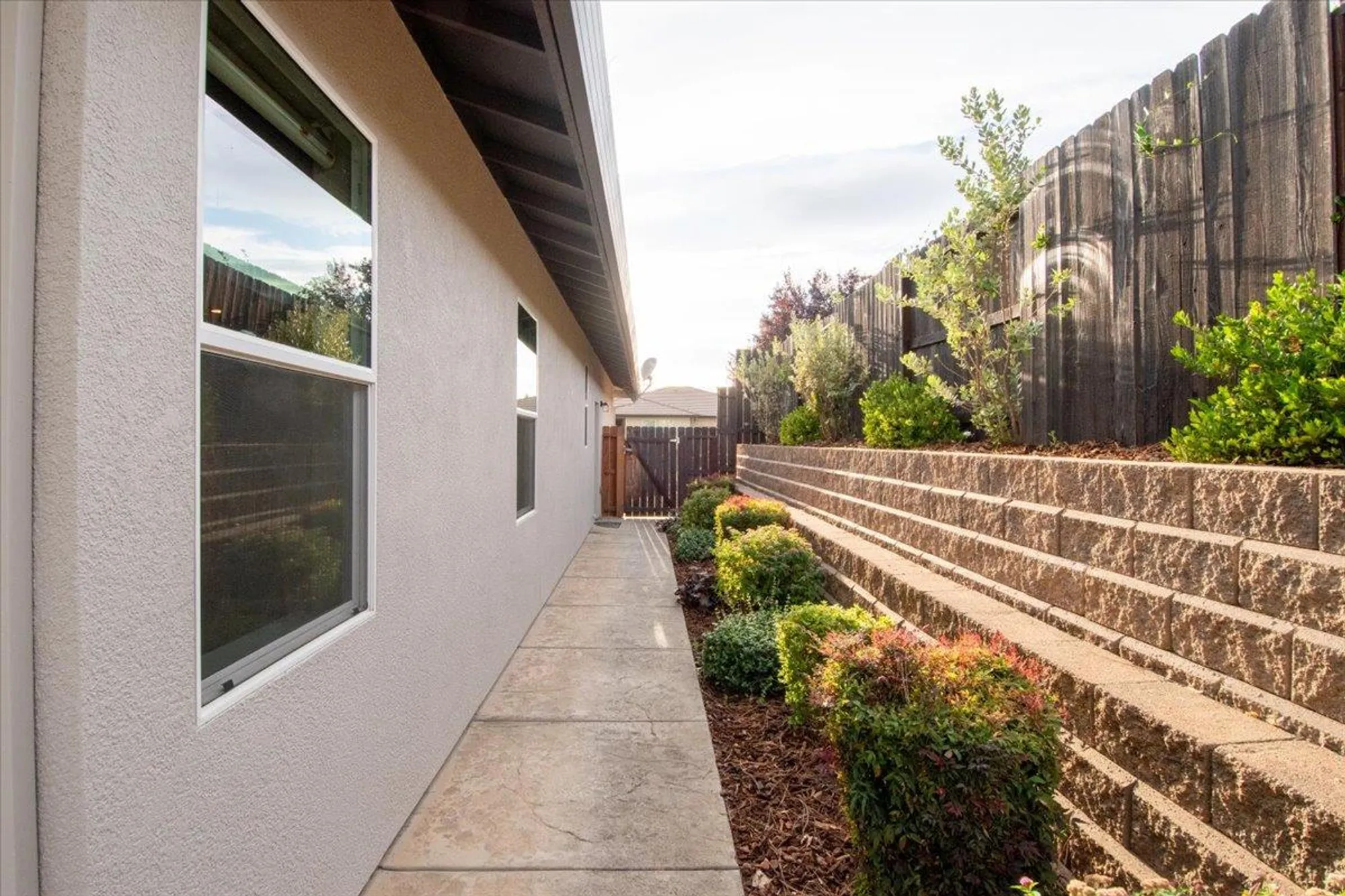 Property Slideshow image 14 of 54 | 2043 thomas dr, Jackson, CA, 95642