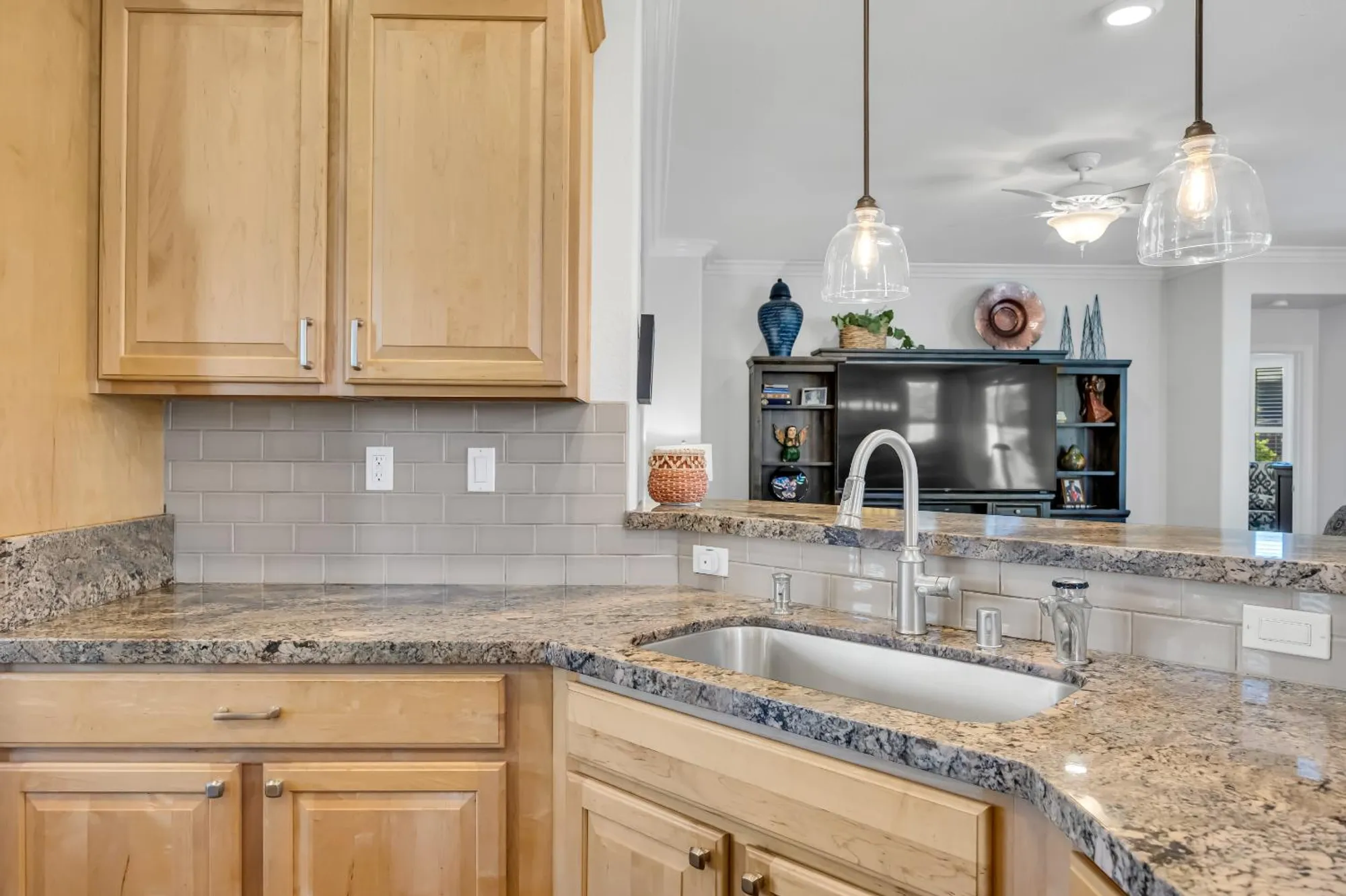 Property Slideshow image 14 of 63 | 310 elderberry ct, Lincoln, CA, 95648