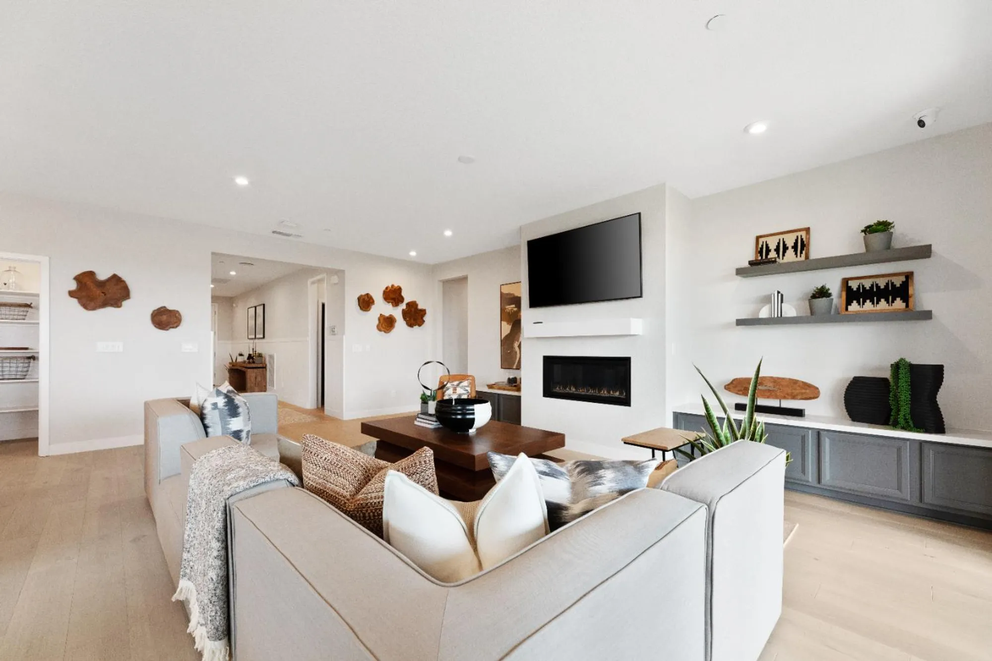 Property Slideshow image 25 of 65 | 1551 cascade way, Lincoln, CA, 95648