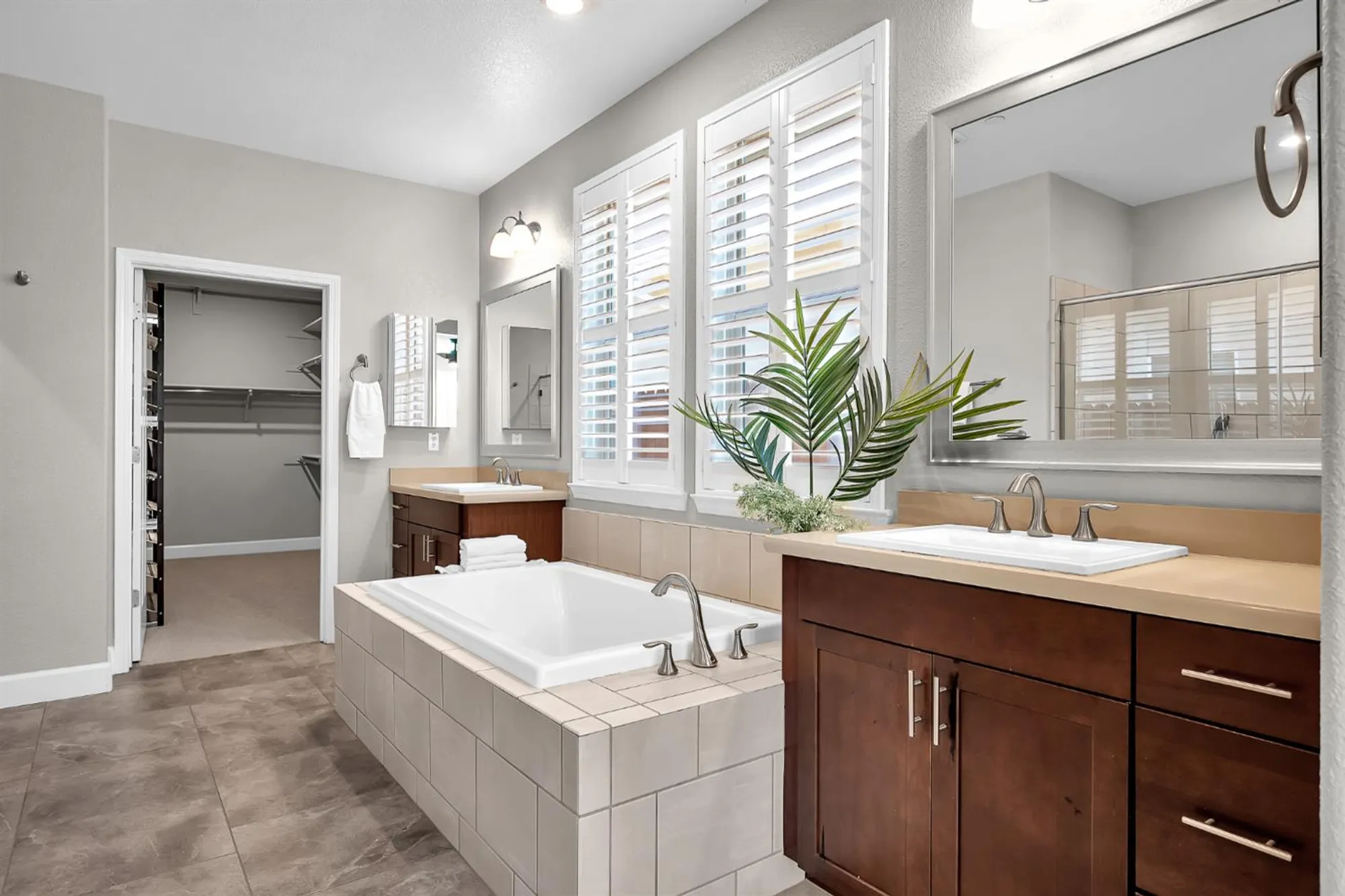 Property Slideshow image 20 of 83 | 3028 las palmas dr, El Dorado Hills, CA, 95762