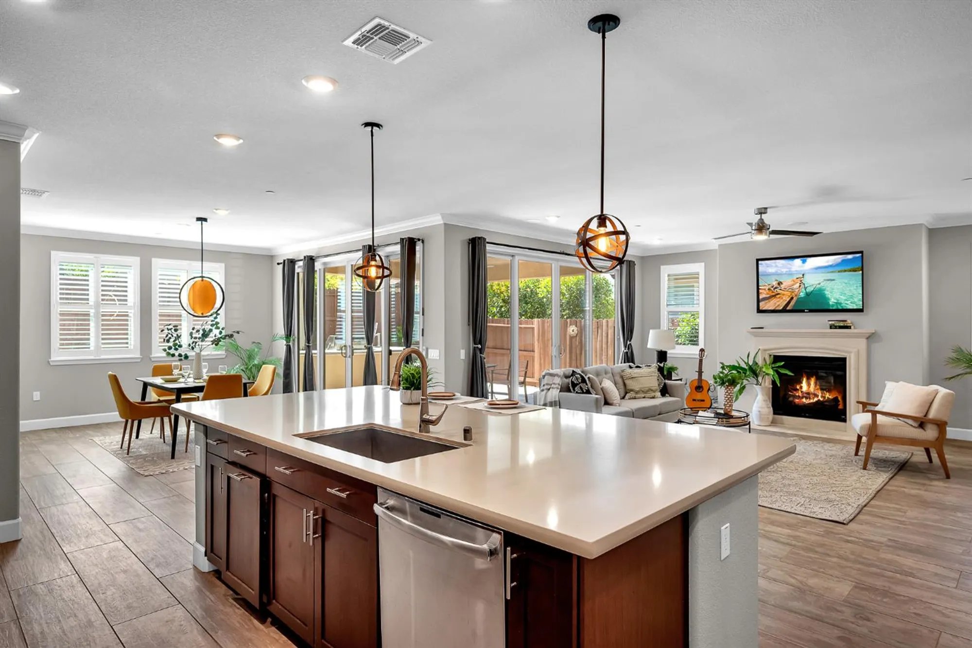 Property Slideshow image 14 of 83 | 3028 las palmas dr, El Dorado Hills, CA, 95762