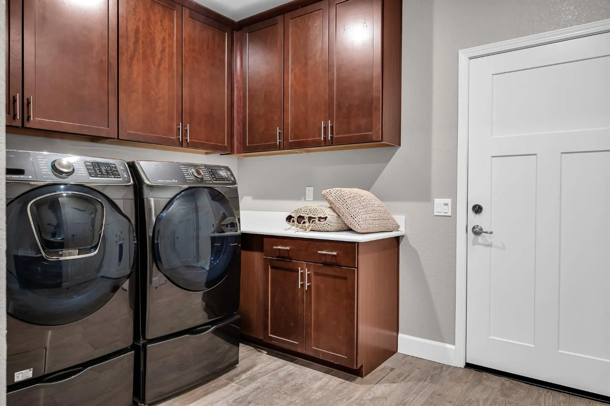 Property Slideshow image 33 of 83 | 3028 las palmas dr, El Dorado Hills, CA, 95762