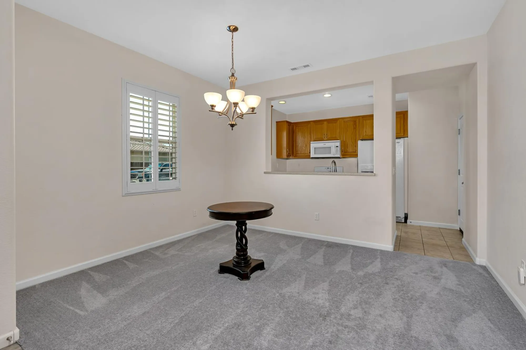 Property Slideshow image 11 of 45 | 601 betten st, Los Banos, CA, 93635