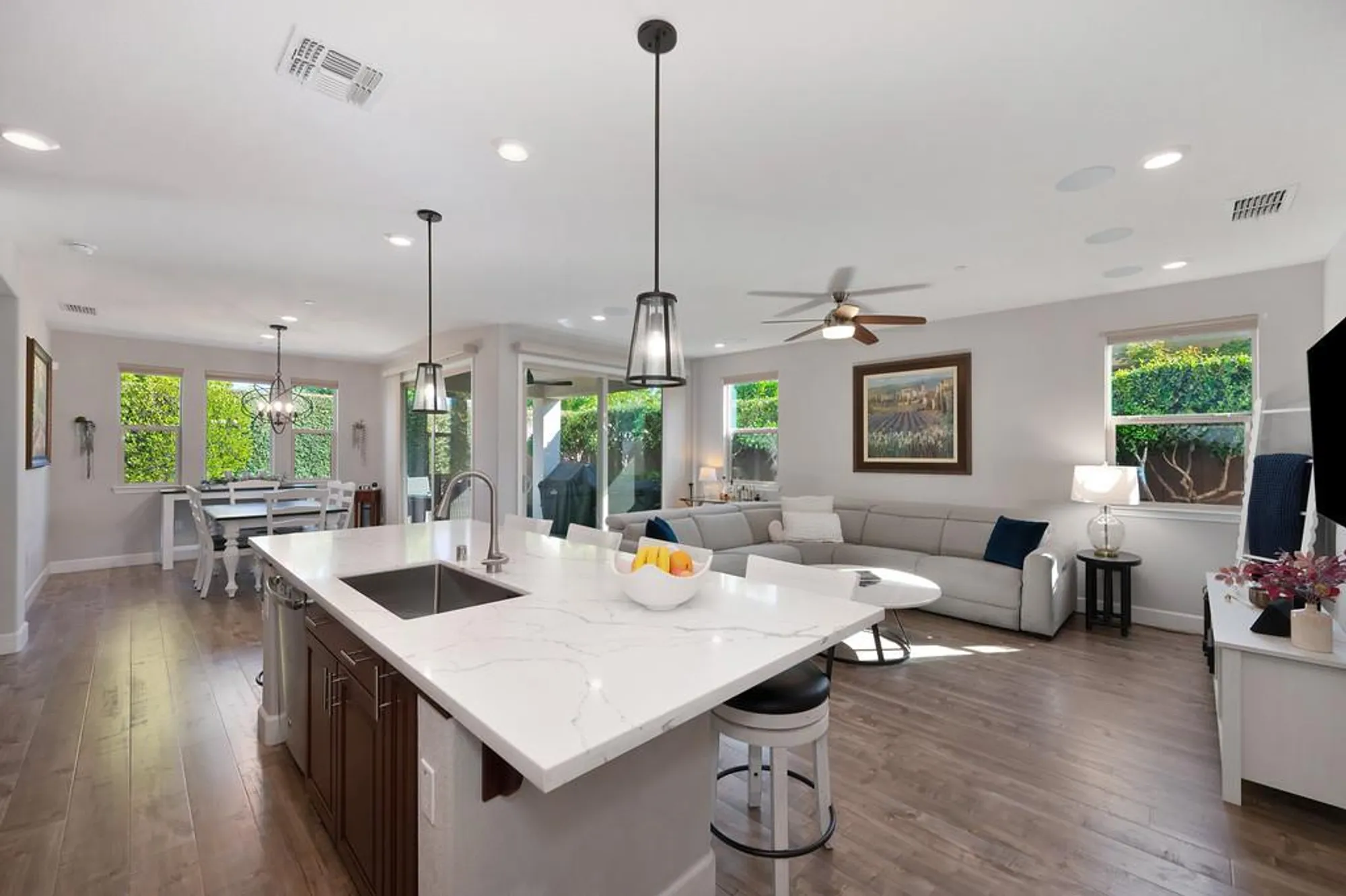 Property Slideshow image 16 of 60 | 6065 hot springs dr, El Dorado Hills, CA, 95762