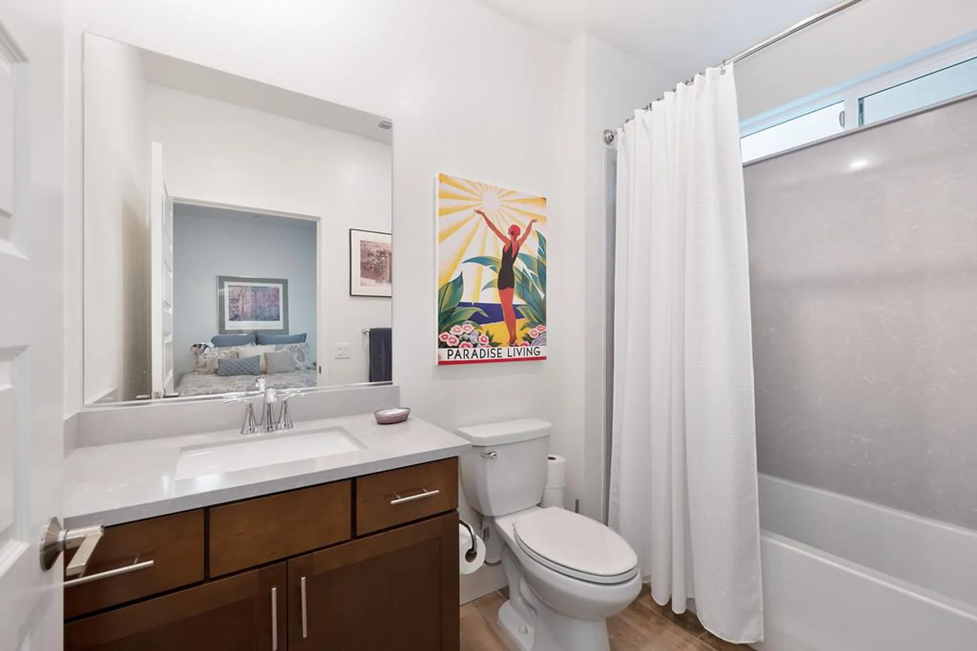 Property Slideshow image 26 of 48 | 2200 gemini ln, Roseville, CA, 95747