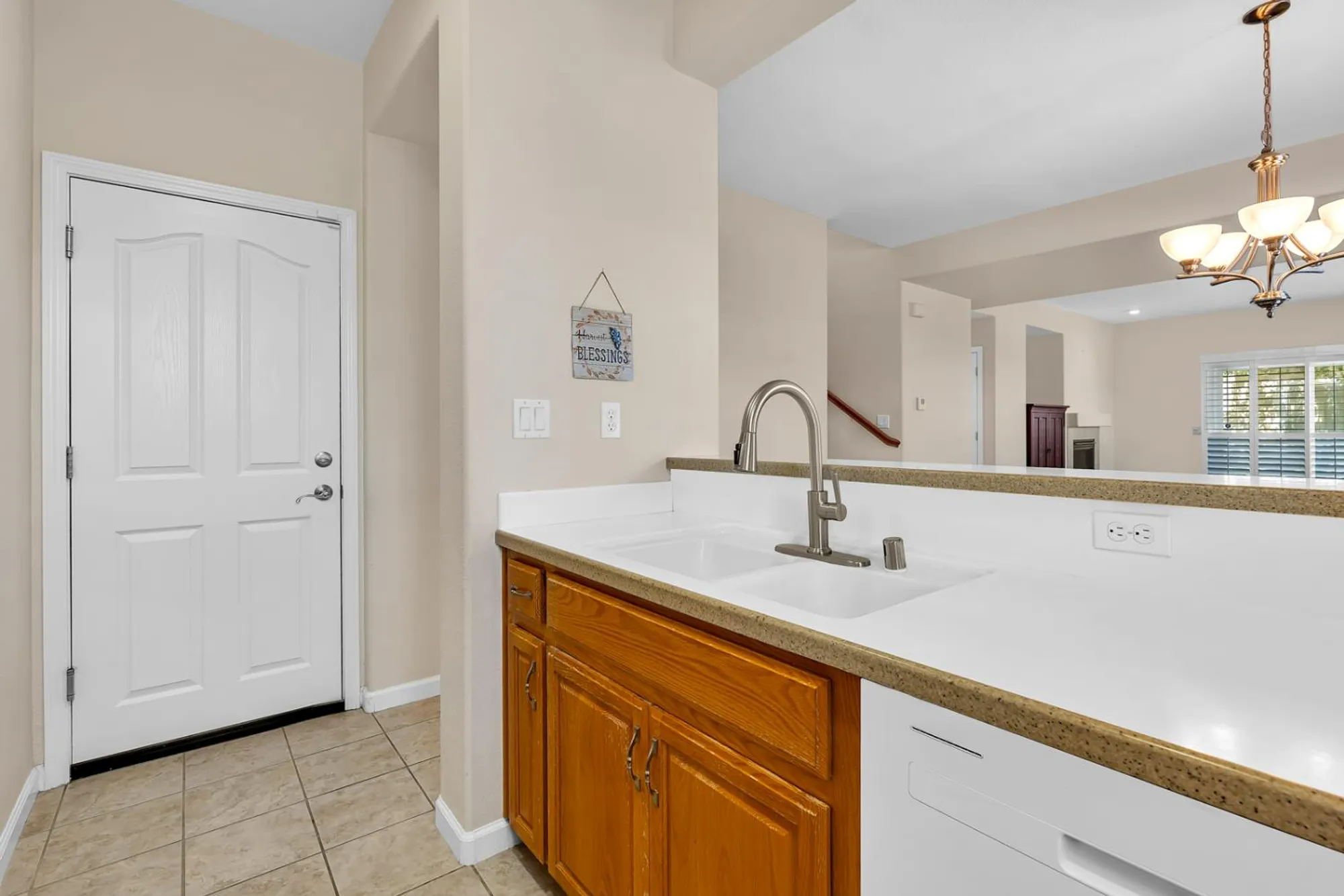 Property Slideshow image 15 of 45 | 601 betten st, Los Banos, CA, 93635