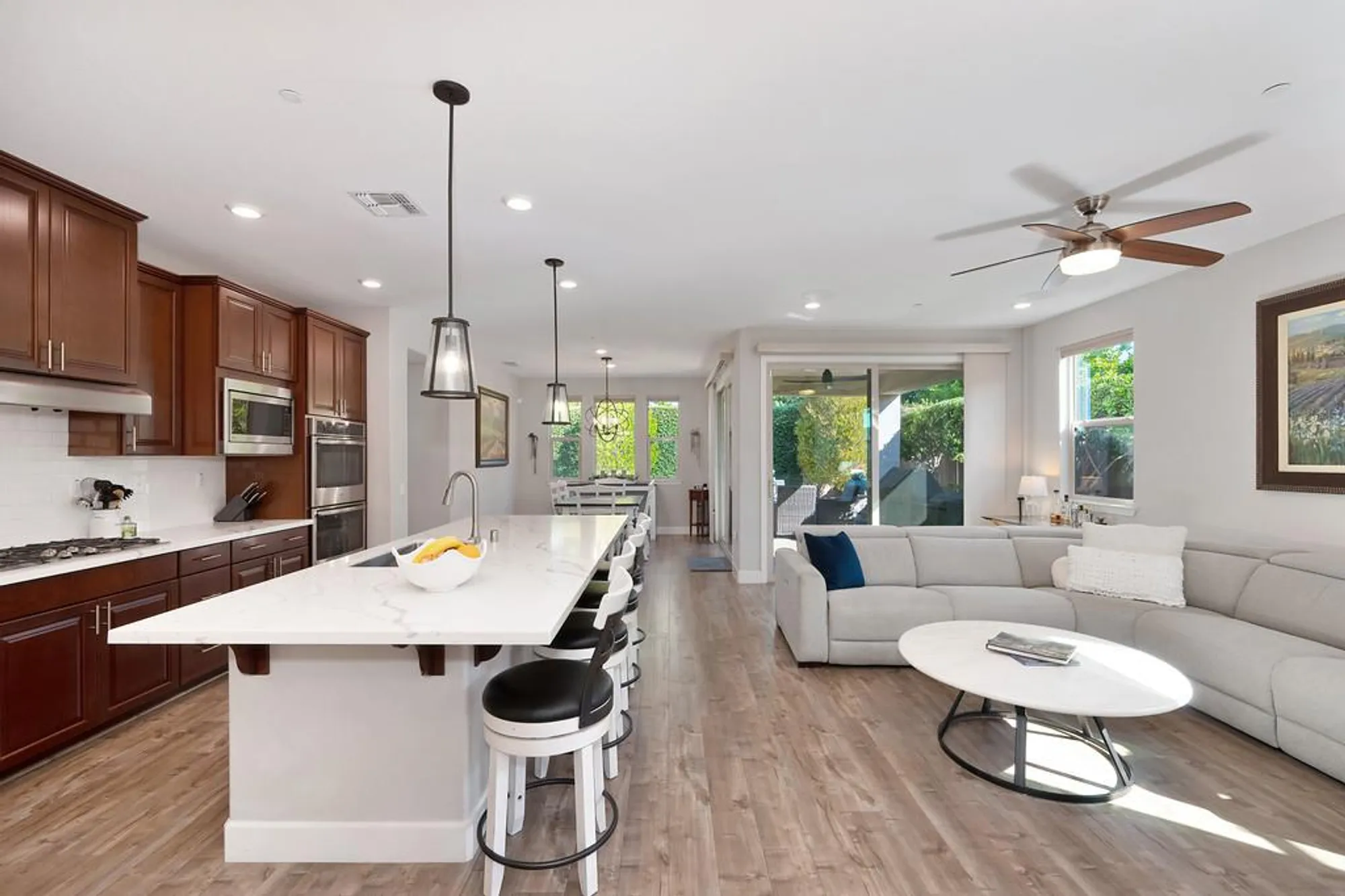 Property Slideshow image 10 of 60 | 6065 hot springs dr, El Dorado Hills, CA, 95762