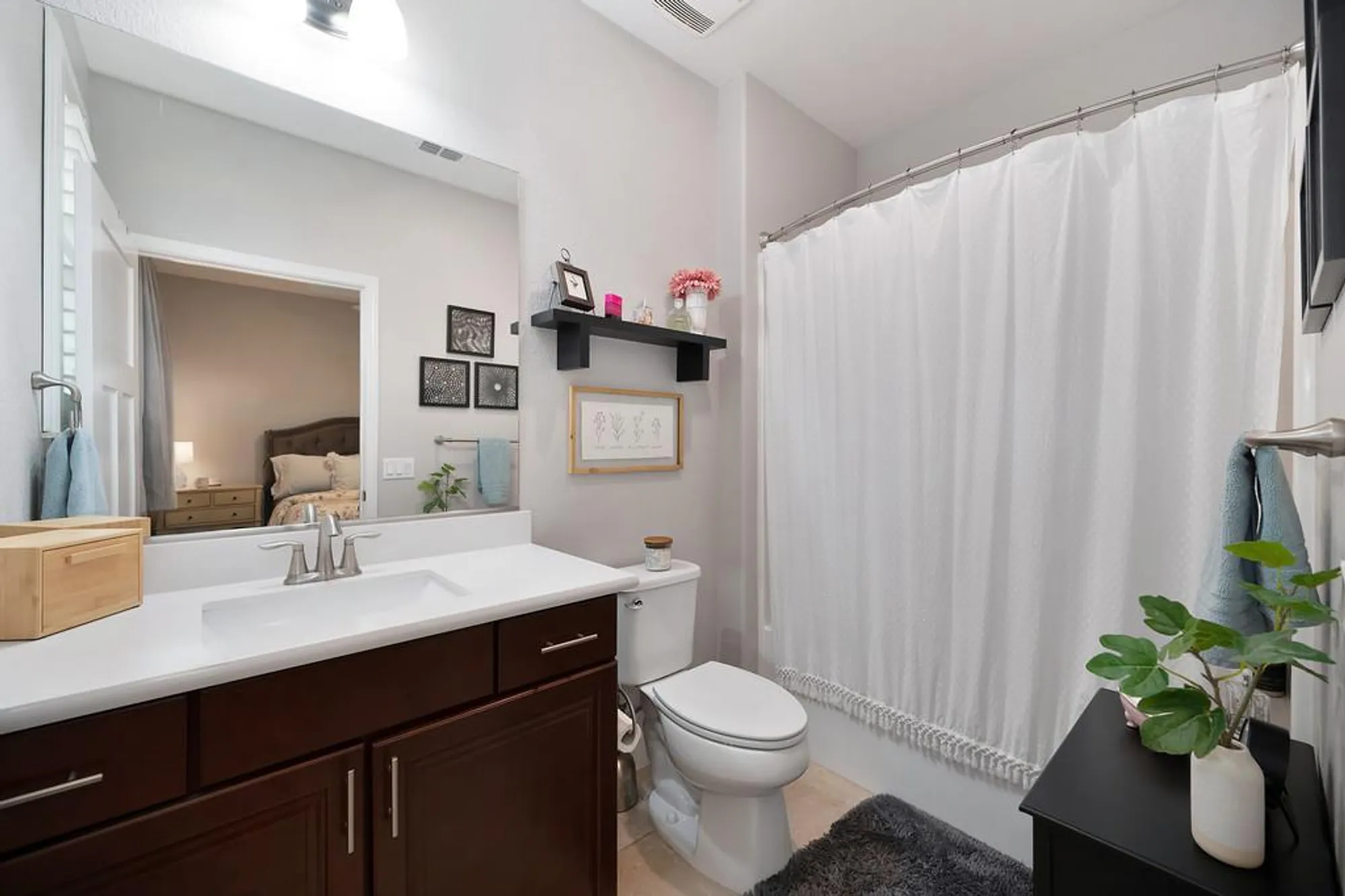 Property Slideshow image 32 of 60 | 6065 hot springs dr, El Dorado Hills, CA, 95762