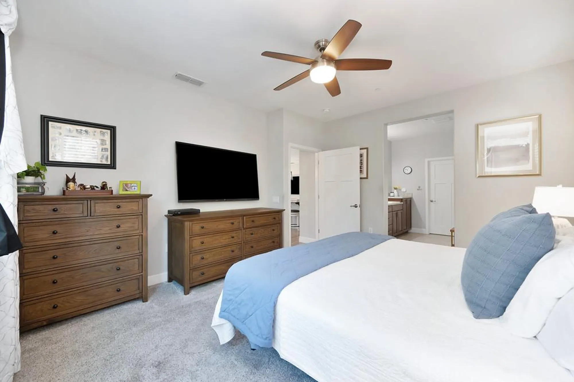 Property Slideshow image 37 of 60 | 6065 hot springs dr, El Dorado Hills, CA, 95762