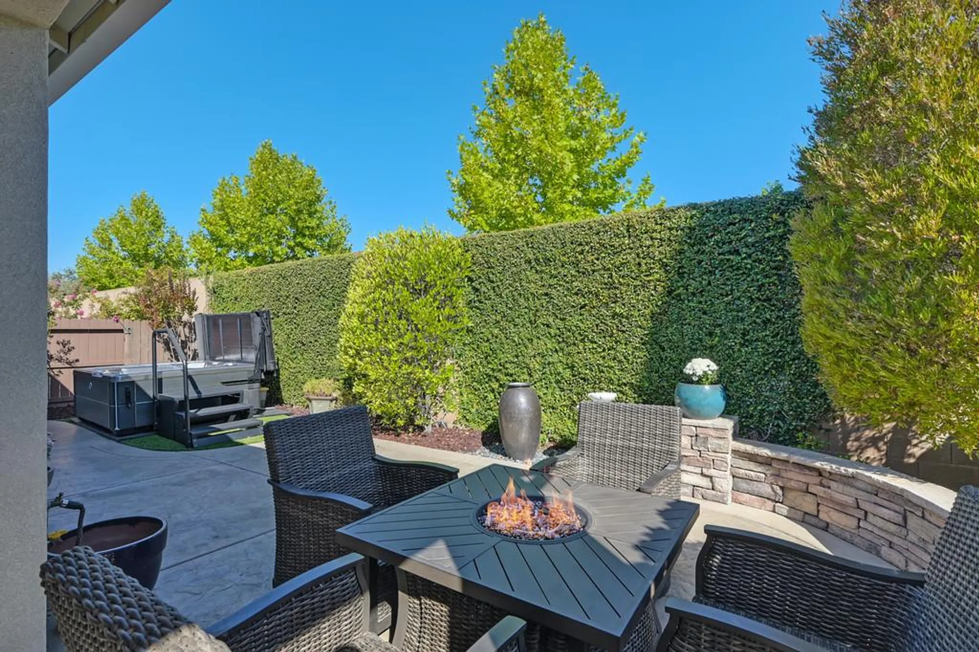 Property Slideshow image 44 of 60 | 6065 hot springs dr, El Dorado Hills, CA, 95762