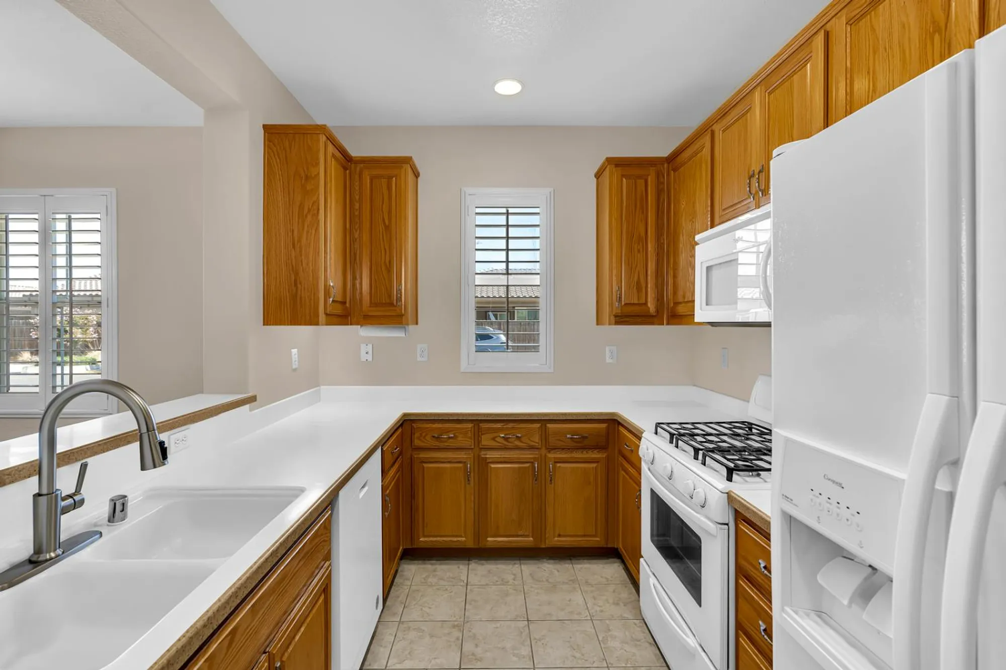 Property Slideshow image 14 of 45 | 601 betten st, Los Banos, CA, 93635