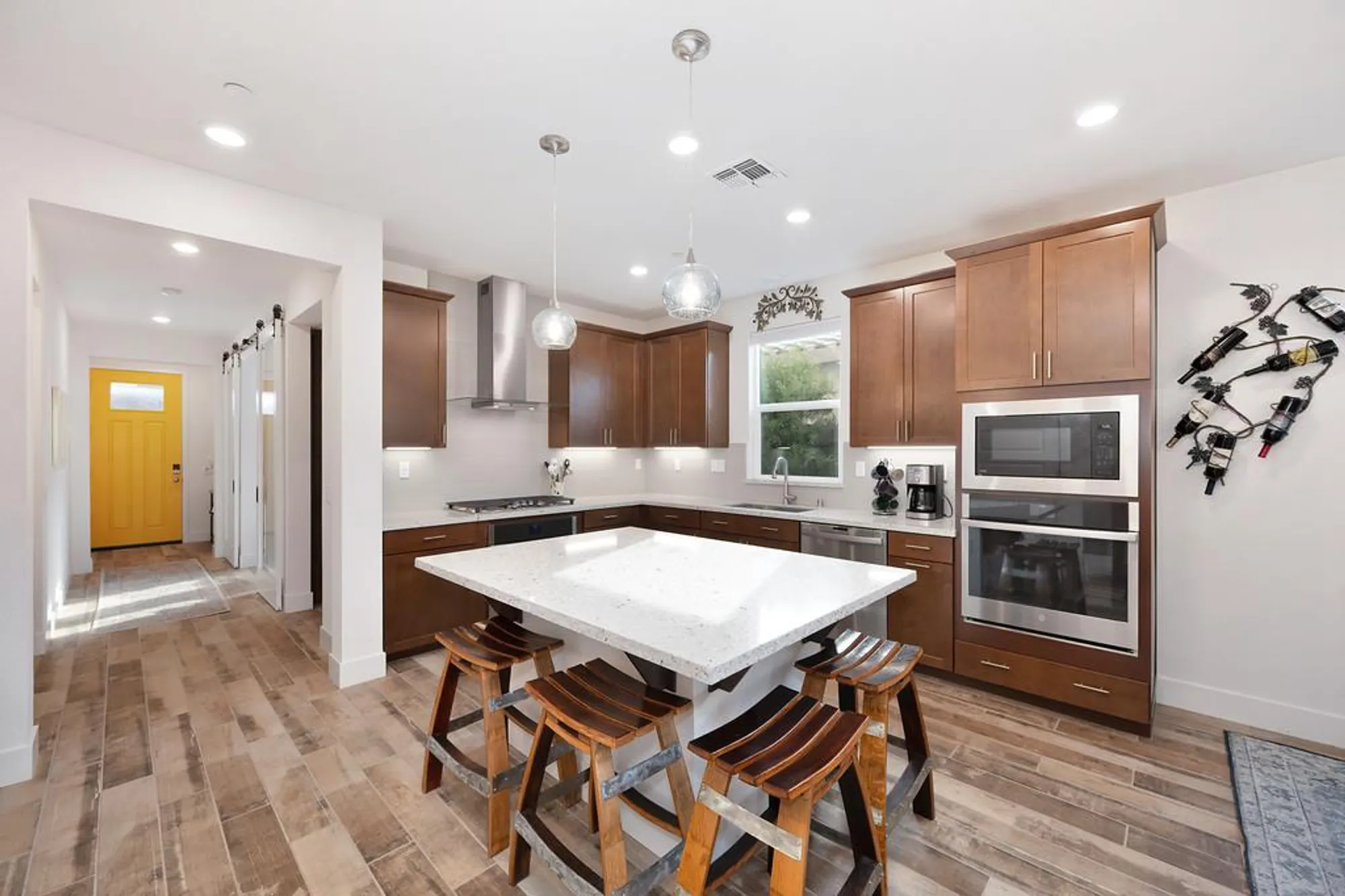 Property Slideshow image 4 of 48 | 2200 gemini ln, Roseville, CA, 95747