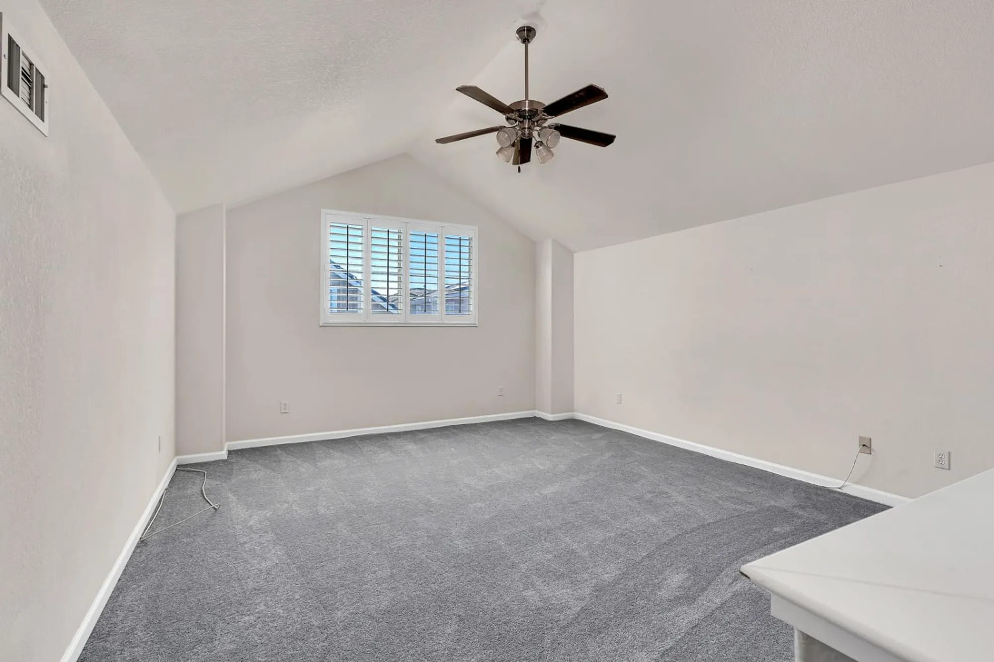 Property Slideshow image 24 of 45 | 601 betten st, Los Banos, CA, 93635