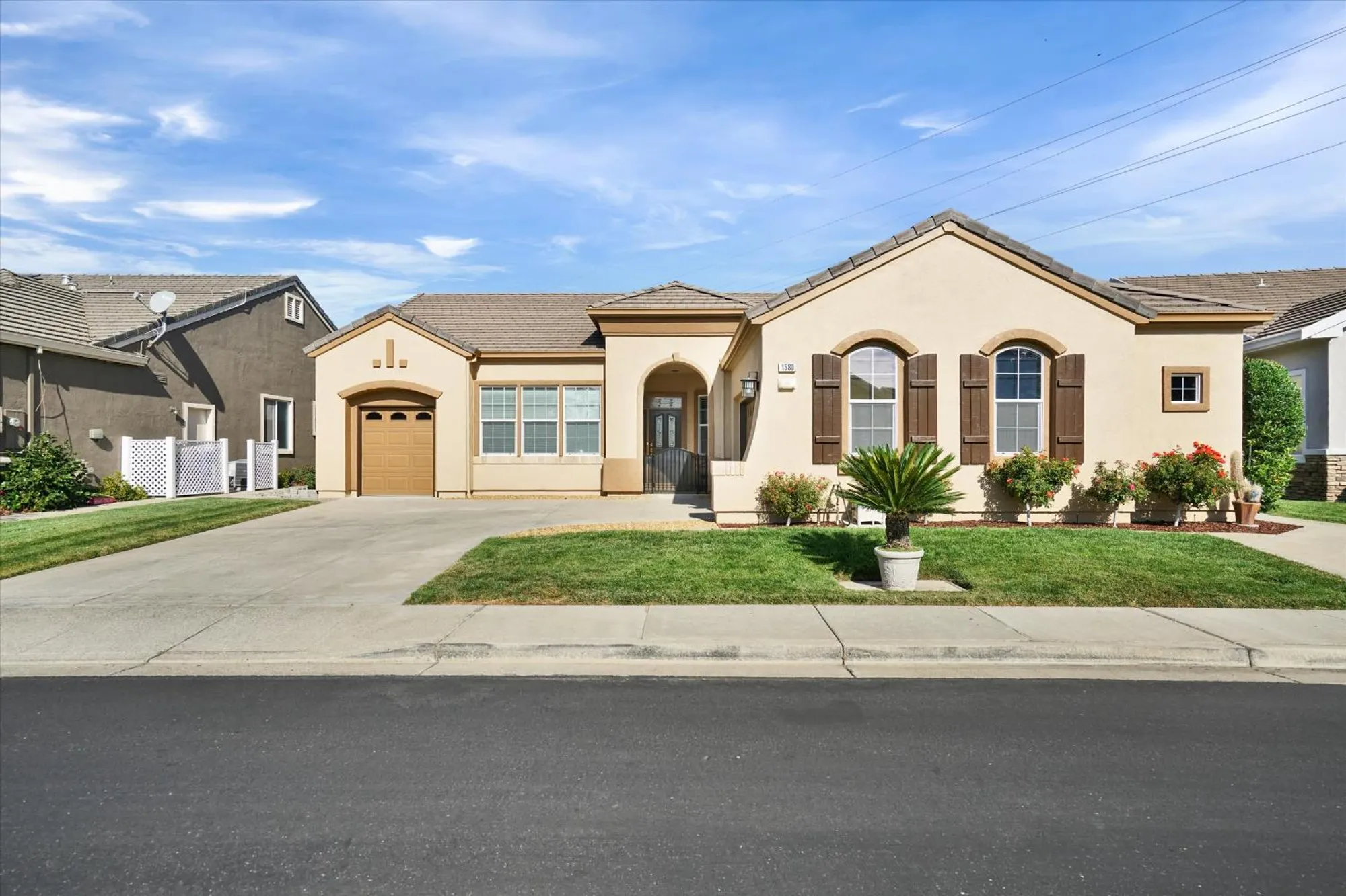 Property Slideshow image 3 of 28 | 1580 rubidoux ln, Brentwood, CA, 94513