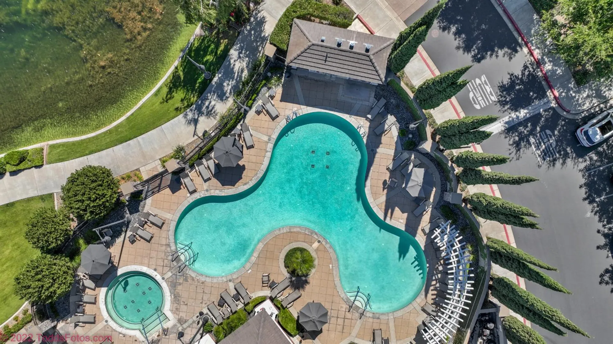 Property Slideshow image 63 of 87 | 2421 shady oak pl, Manteca, CA, 95336