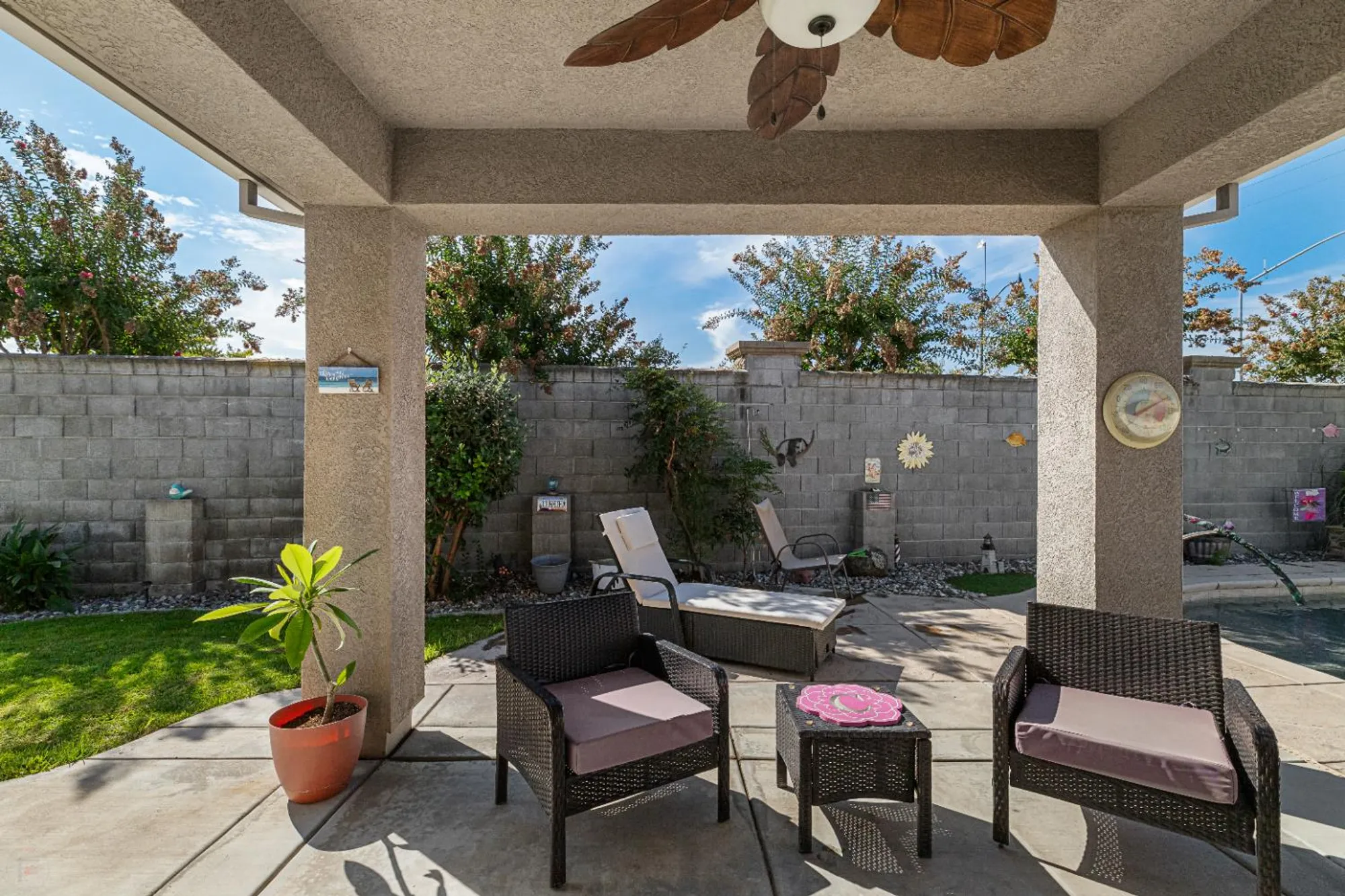 Property Slideshow image 39 of 87 | 2421 shady oak pl, Manteca, CA, 95336