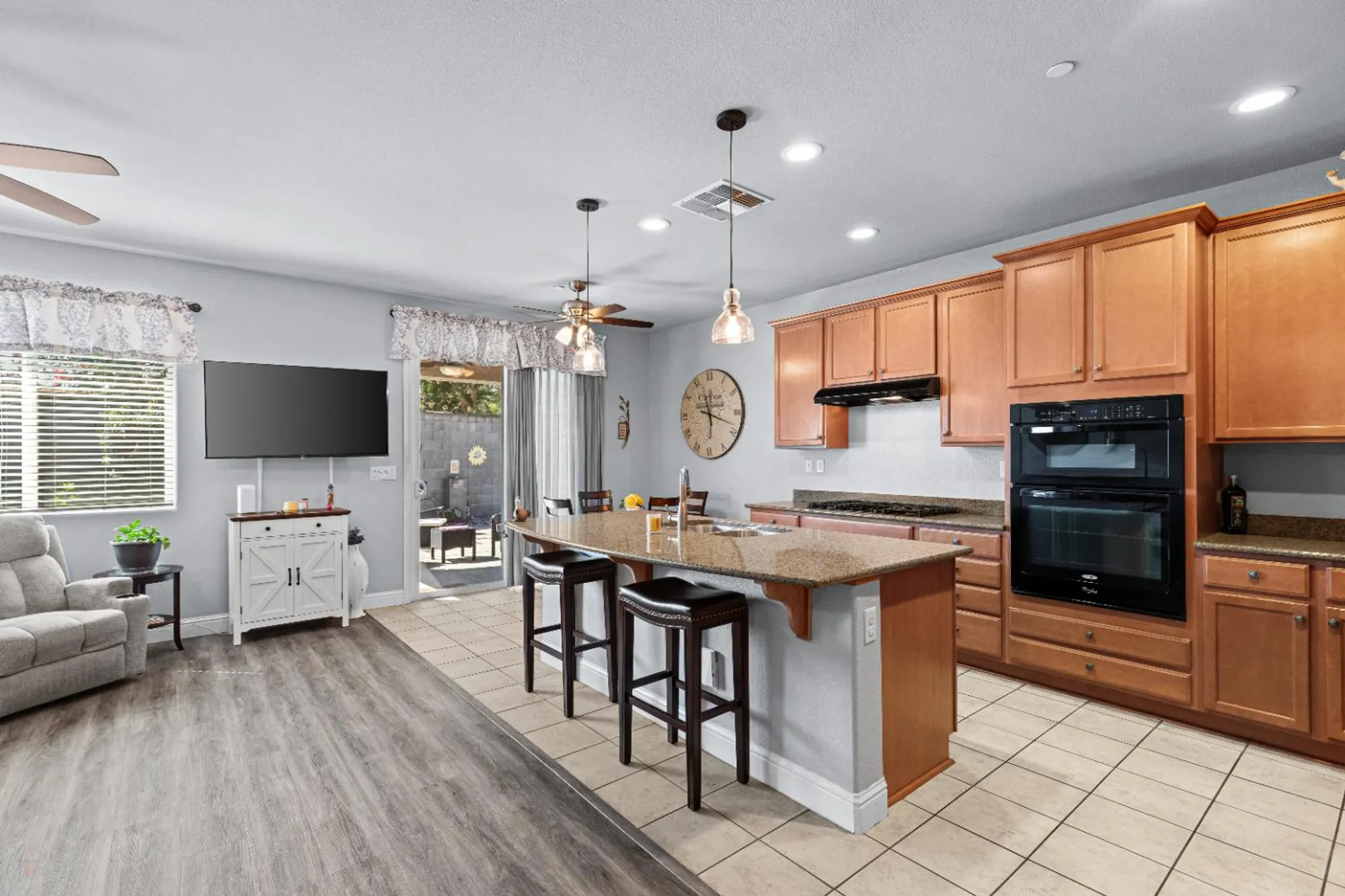 Property Slideshow image 13 of 87 | 2421 shady oak pl, Manteca, CA, 95336