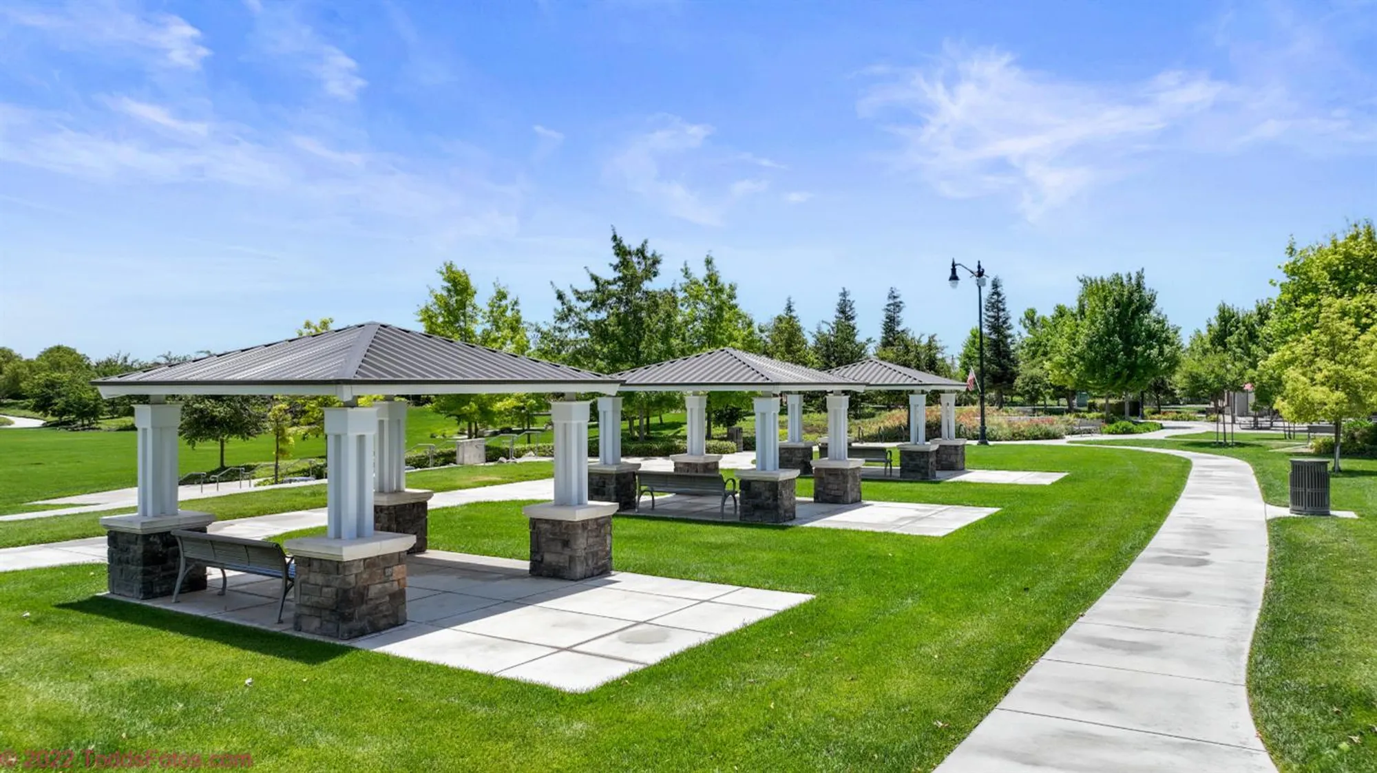 Property Slideshow image 78 of 87 | 2421 shady oak pl, Manteca, CA, 95336