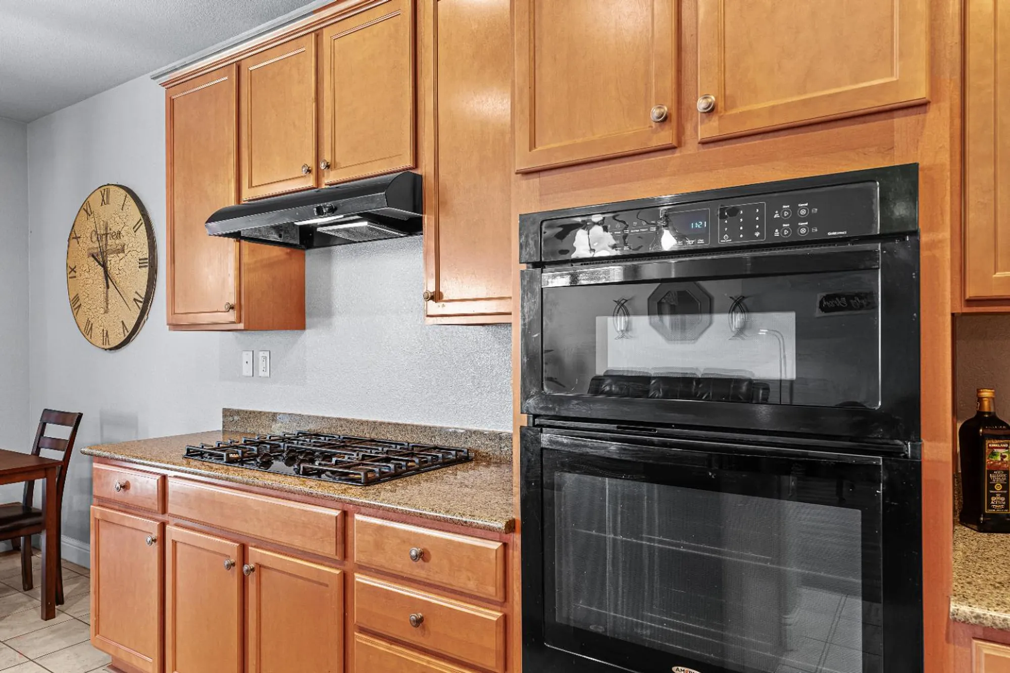 Property Slideshow image 17 of 87 | 2421 shady oak pl, Manteca, CA, 95336