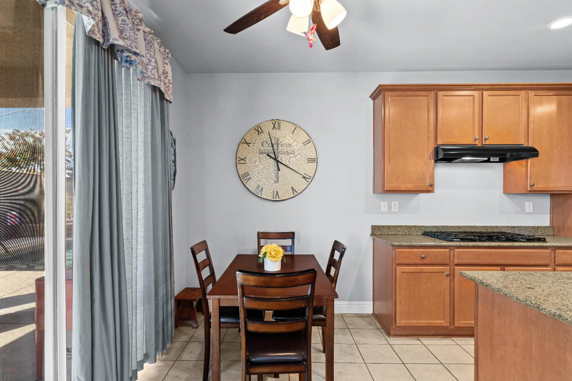 Property Slideshow image 19 of 87 | 2421 shady oak pl, Manteca, CA, 95336