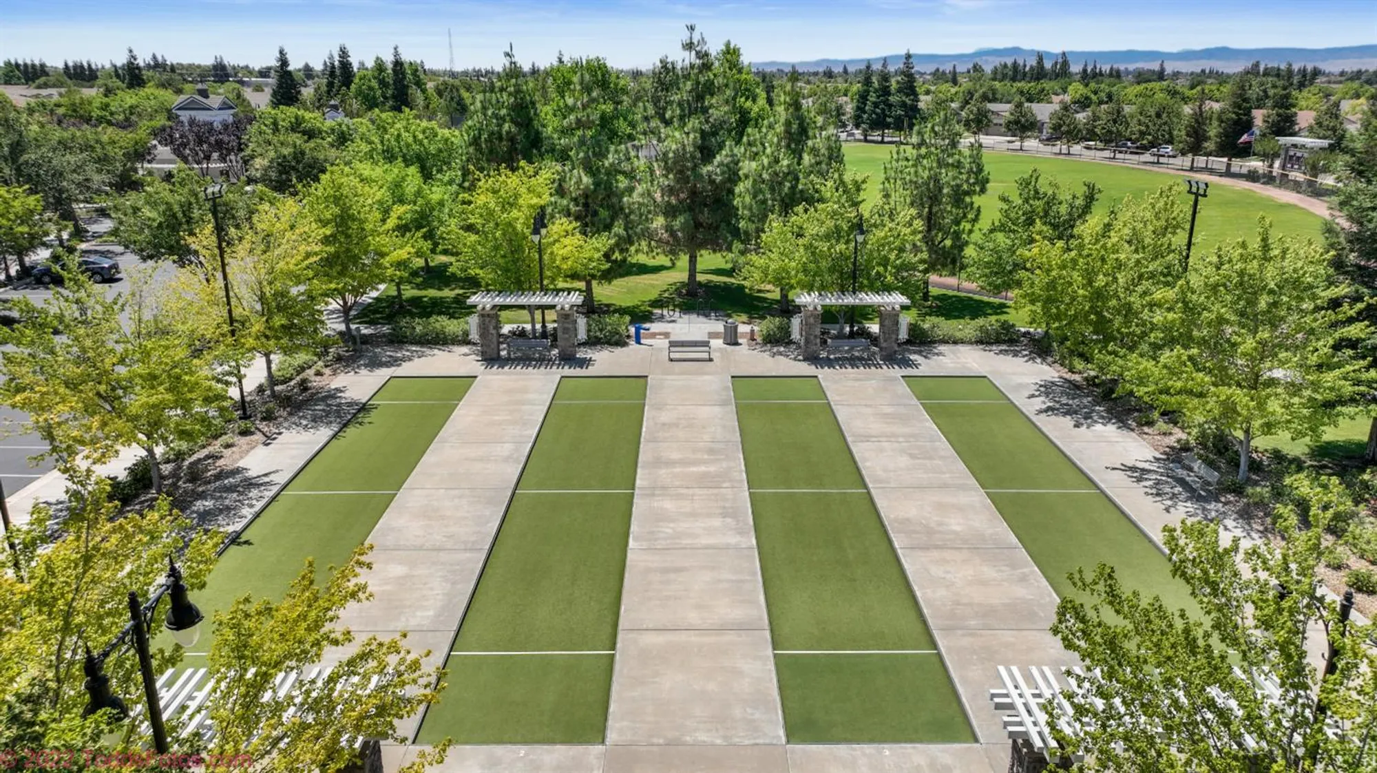 Property Slideshow image 69 of 87 | 2421 shady oak pl, Manteca, CA, 95336