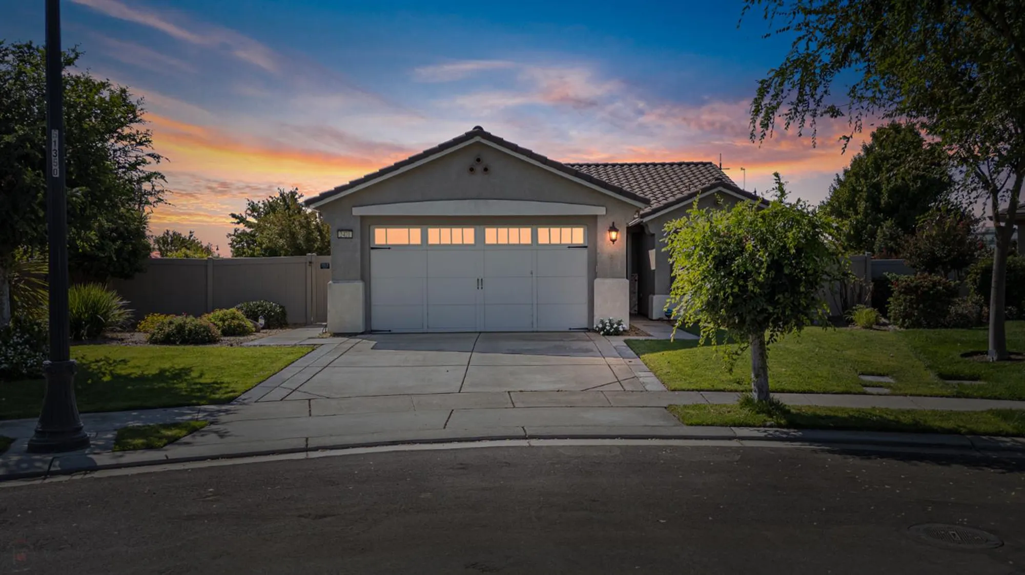 Property Slideshow image 2 of 87 | 2421 shady oak pl, Manteca, CA, 95336