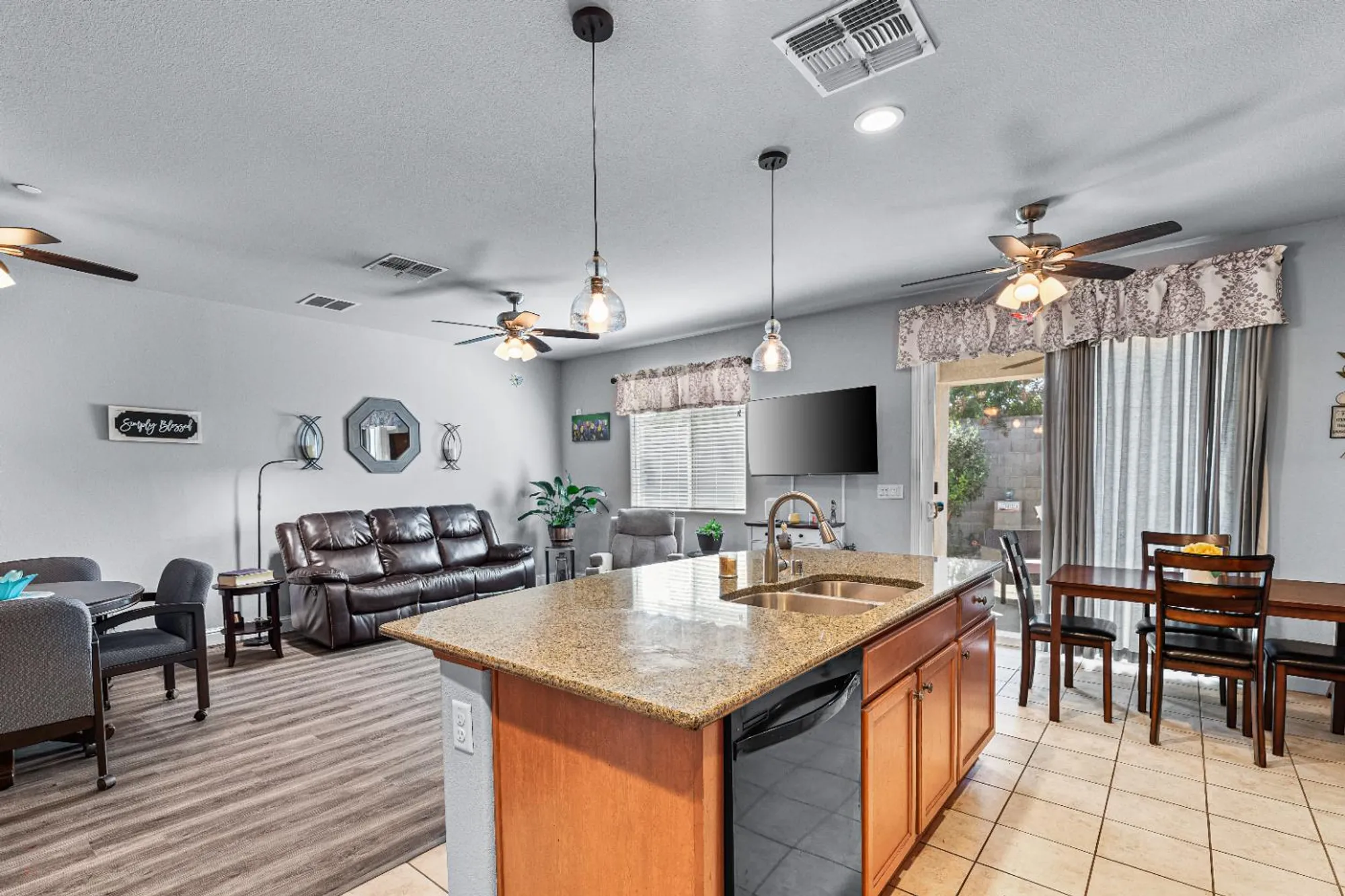 Property Slideshow image 18 of 87 | 2421 shady oak pl, Manteca, CA, 95336