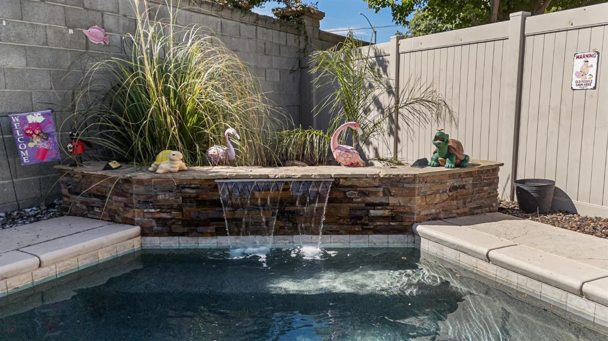 Property Slideshow image 30 of 87 | 2421 shady oak pl, Manteca, CA, 95336