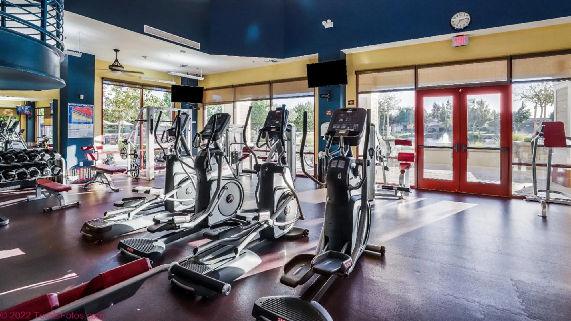 Property Slideshow image 84 of 87 | 2421 shady oak pl, Manteca, CA, 95336