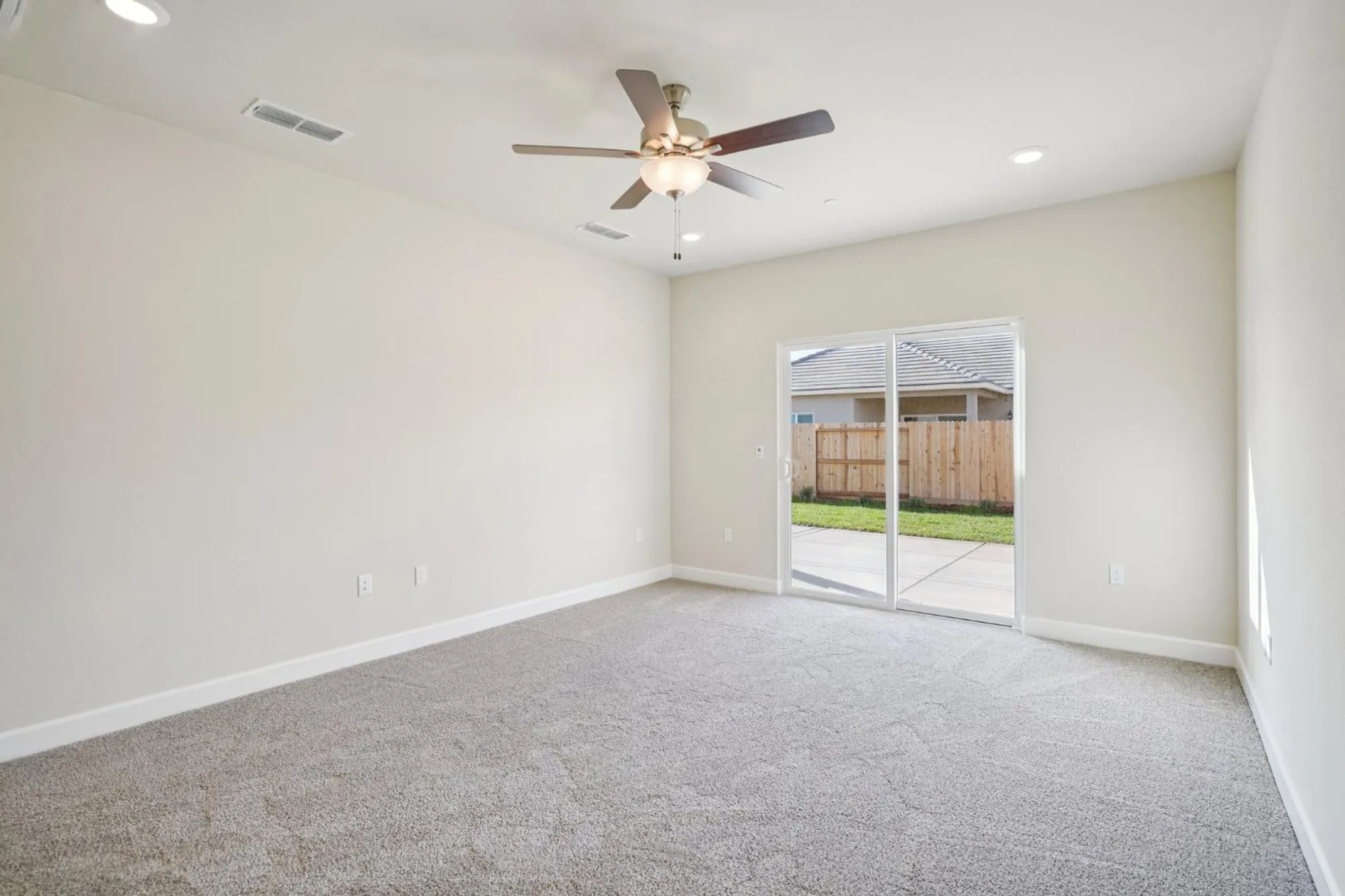 Property Slideshow image 15 of 20 | 1136 crenshaw rd, Galt, CA, 95632