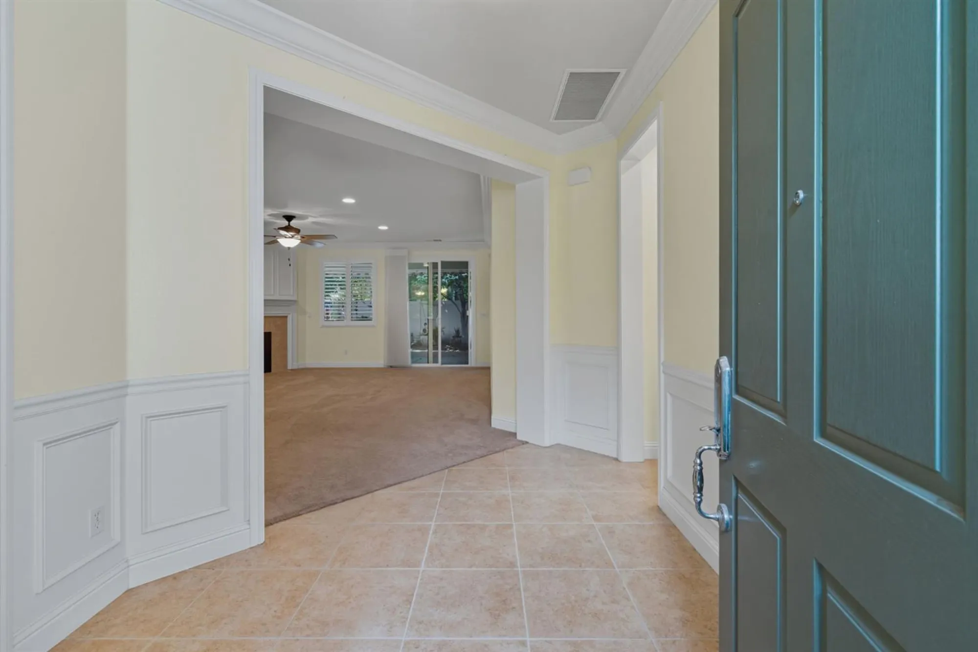 Property Slideshow image 5 of 39 | 2473 dutchwood ln, Manteca, CA, 95336