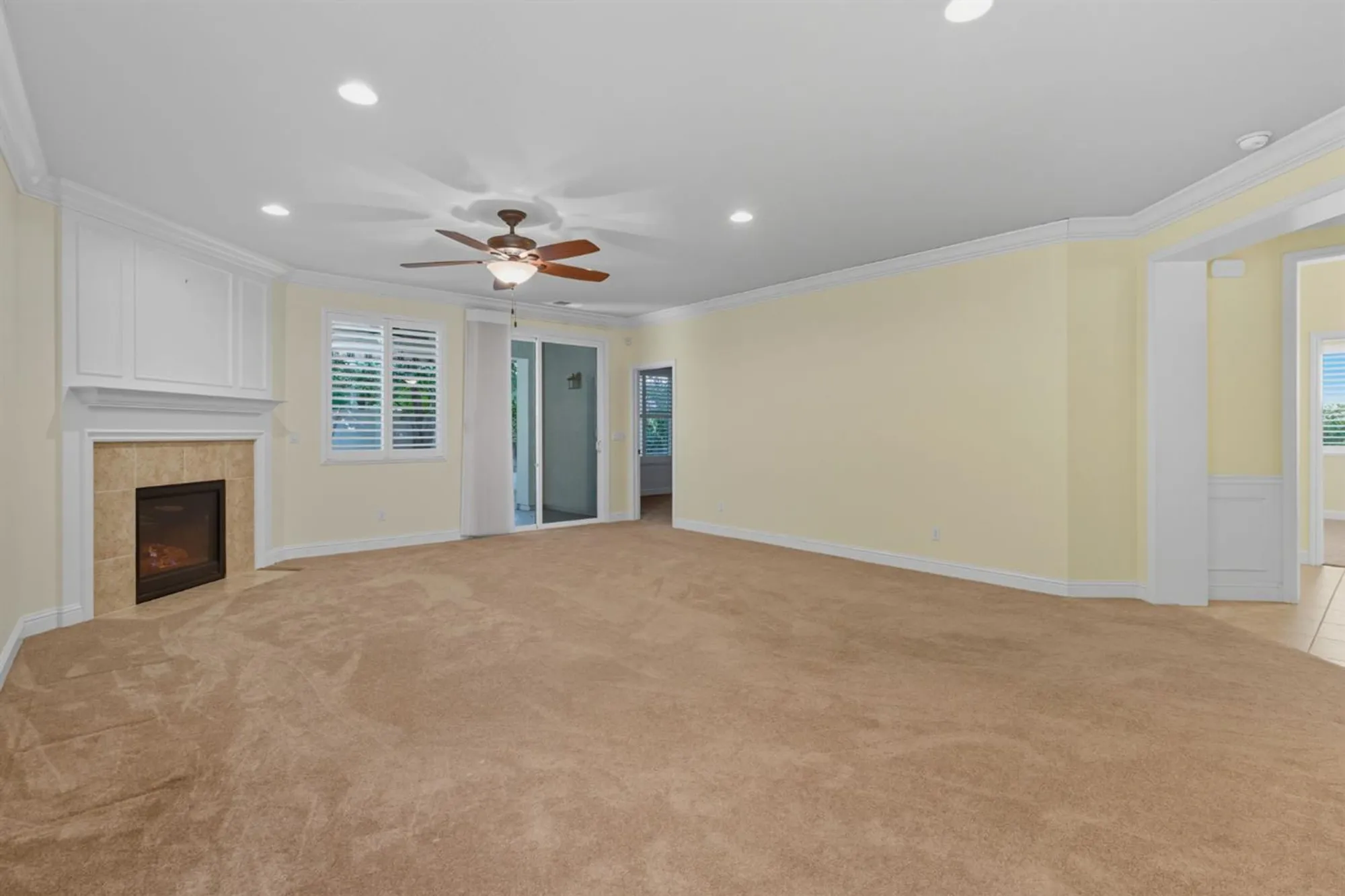 Property Slideshow image 21 of 39 | 2473 dutchwood ln, Manteca, CA, 95336