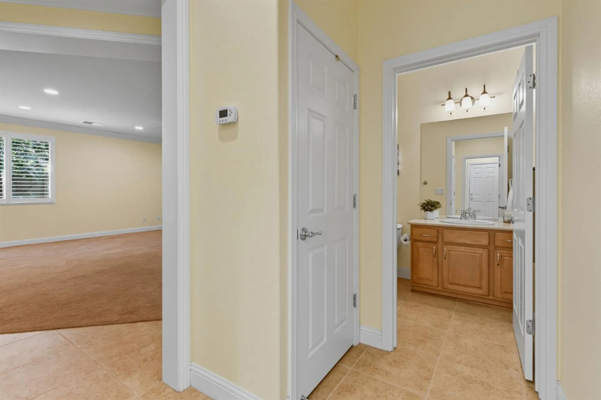 Property Slideshow image 23 of 39 | 2473 dutchwood ln, Manteca, CA, 95336