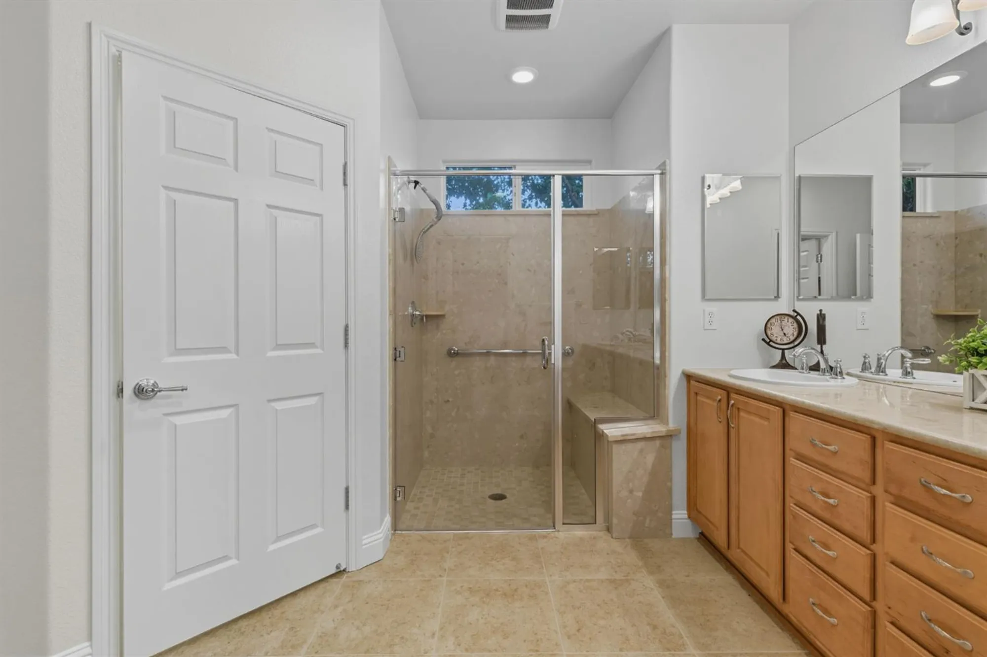 Property Slideshow image 34 of 39 | 2473 dutchwood ln, Manteca, CA, 95336