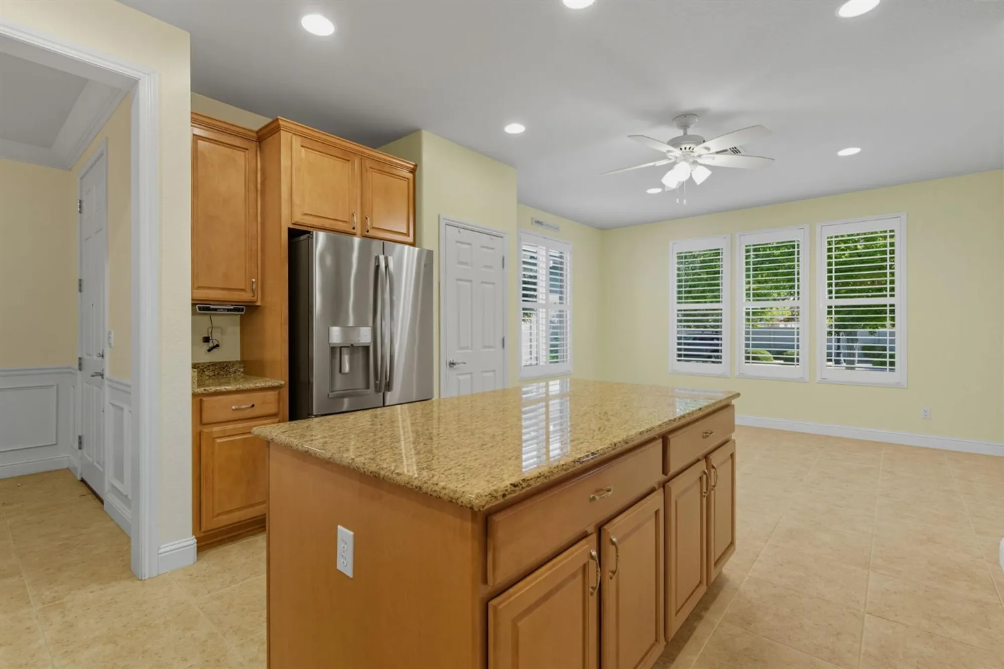 Property Slideshow image 12 of 39 | 2473 dutchwood ln, Manteca, CA, 95336