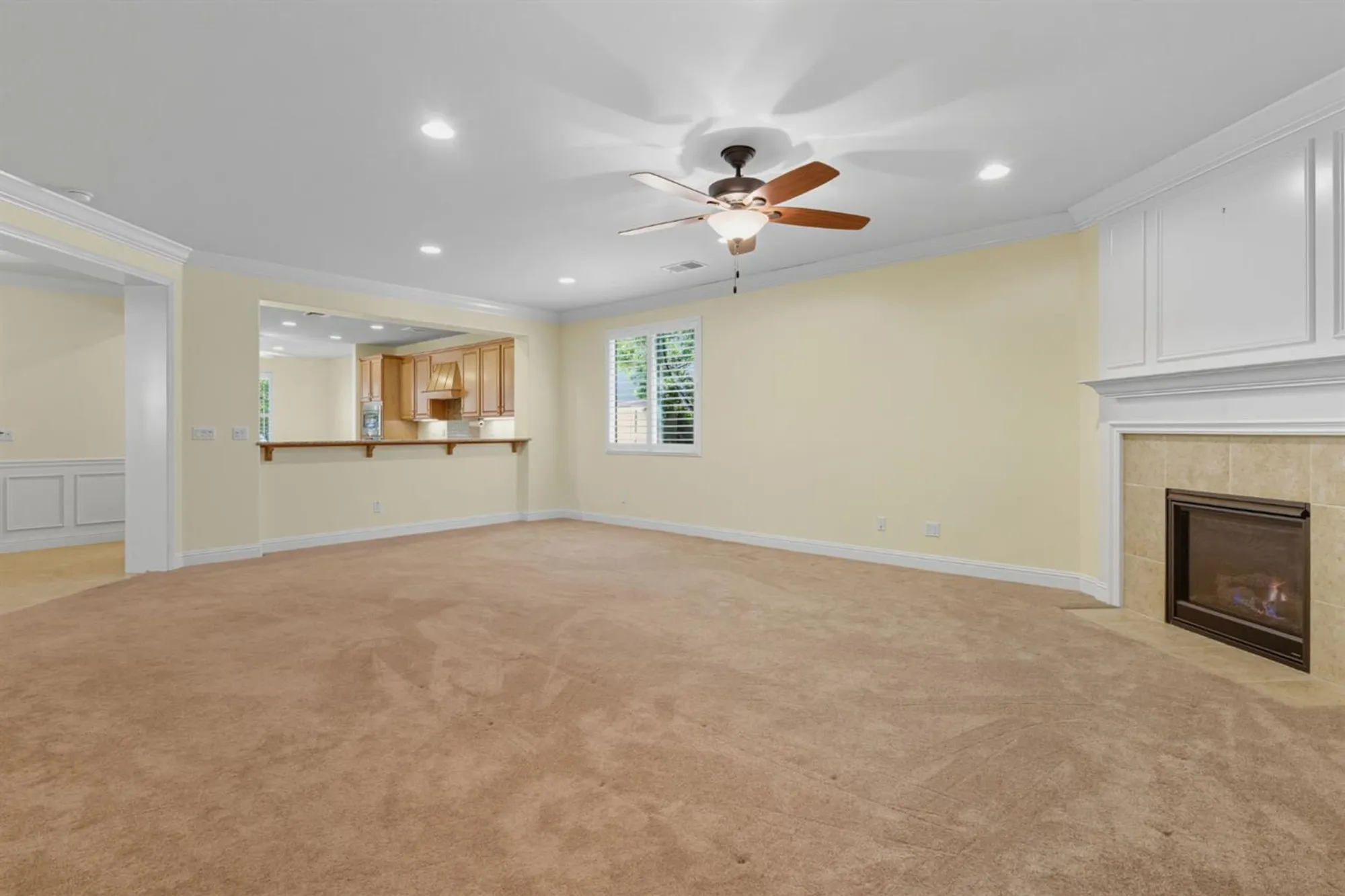 Property Slideshow image 22 of 39 | 2473 dutchwood ln, Manteca, CA, 95336