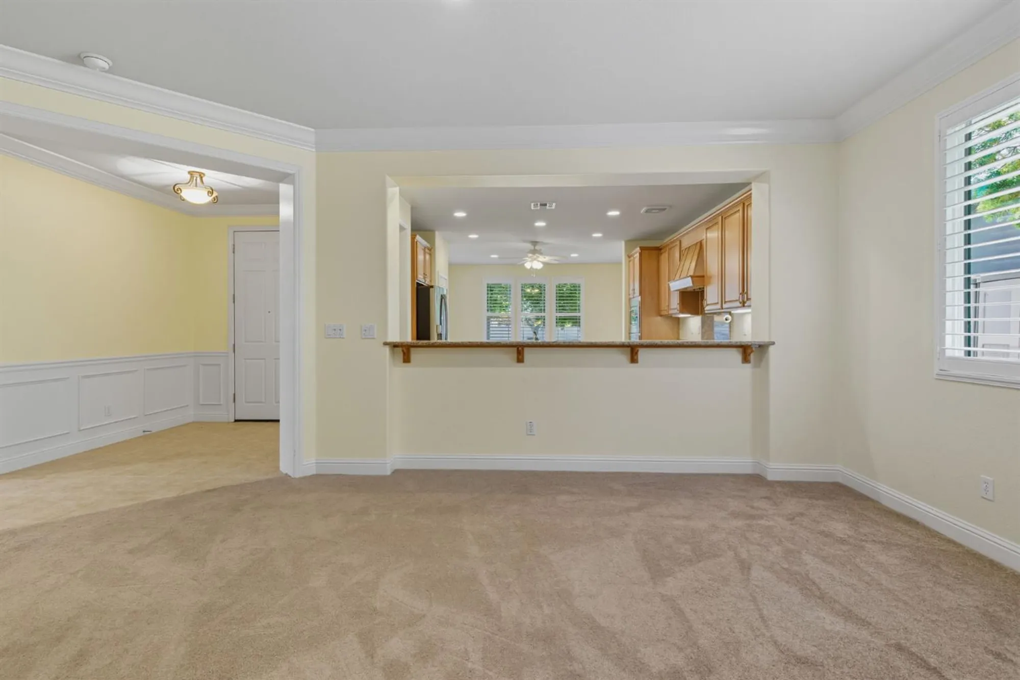 Property Slideshow image 18 of 39 | 2473 dutchwood ln, Manteca, CA, 95336