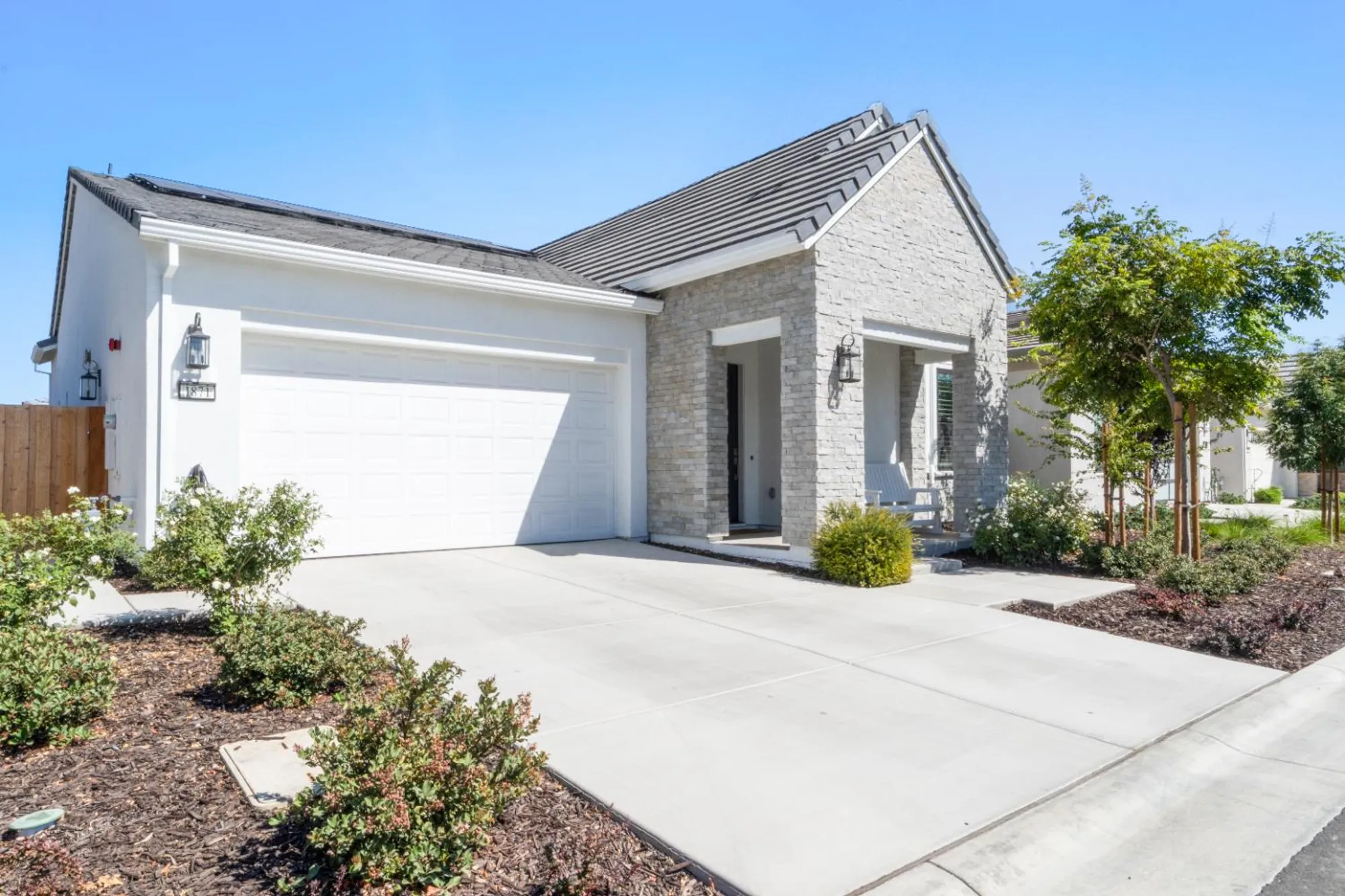 Property Slideshow image 2 of 57 | 1871 snowflower pl, Tracy, CA, 95377