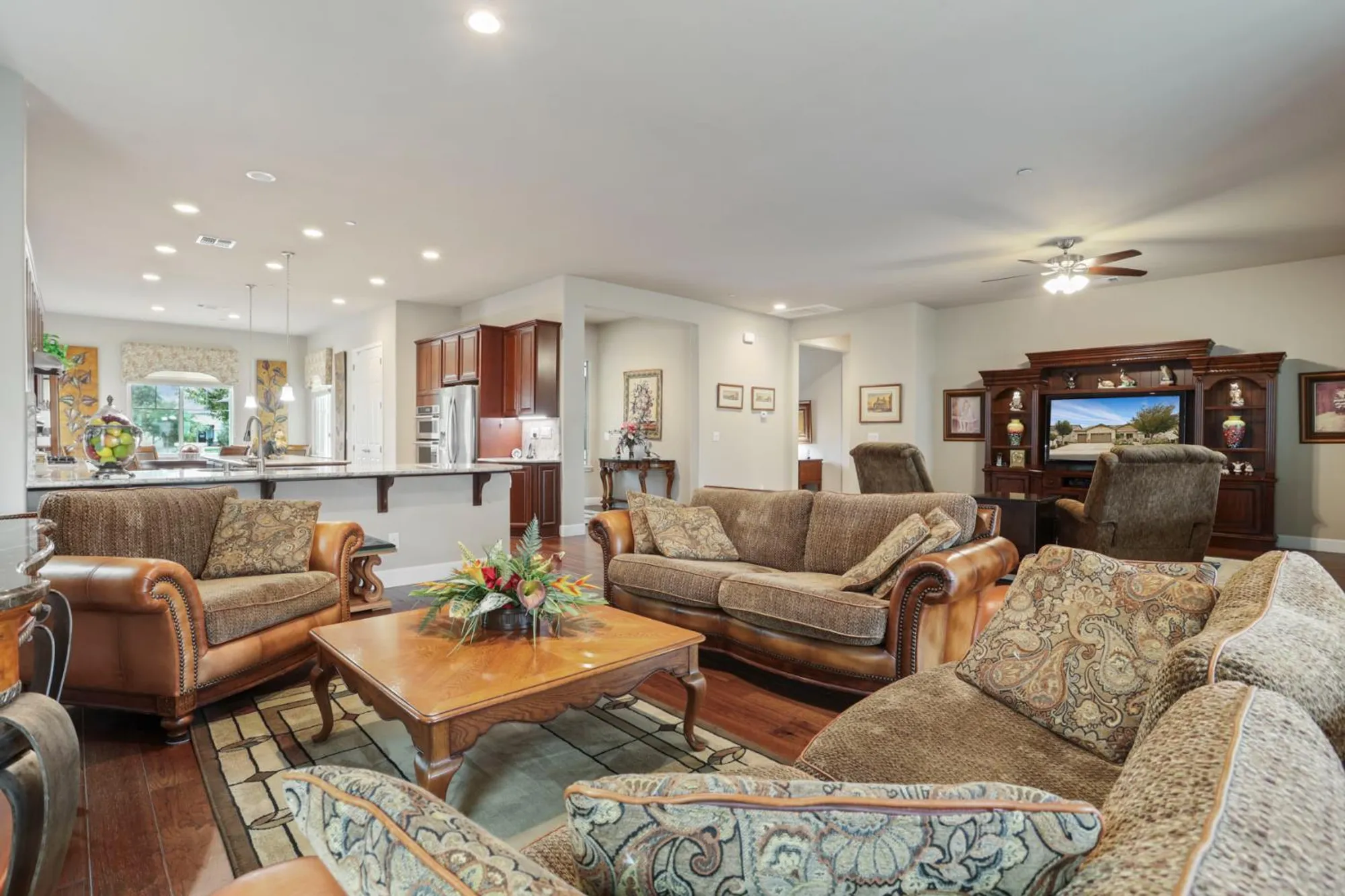 Property Slideshow image 34 of 64 | 2679 glen echo ln, Manteca, CA, 95336