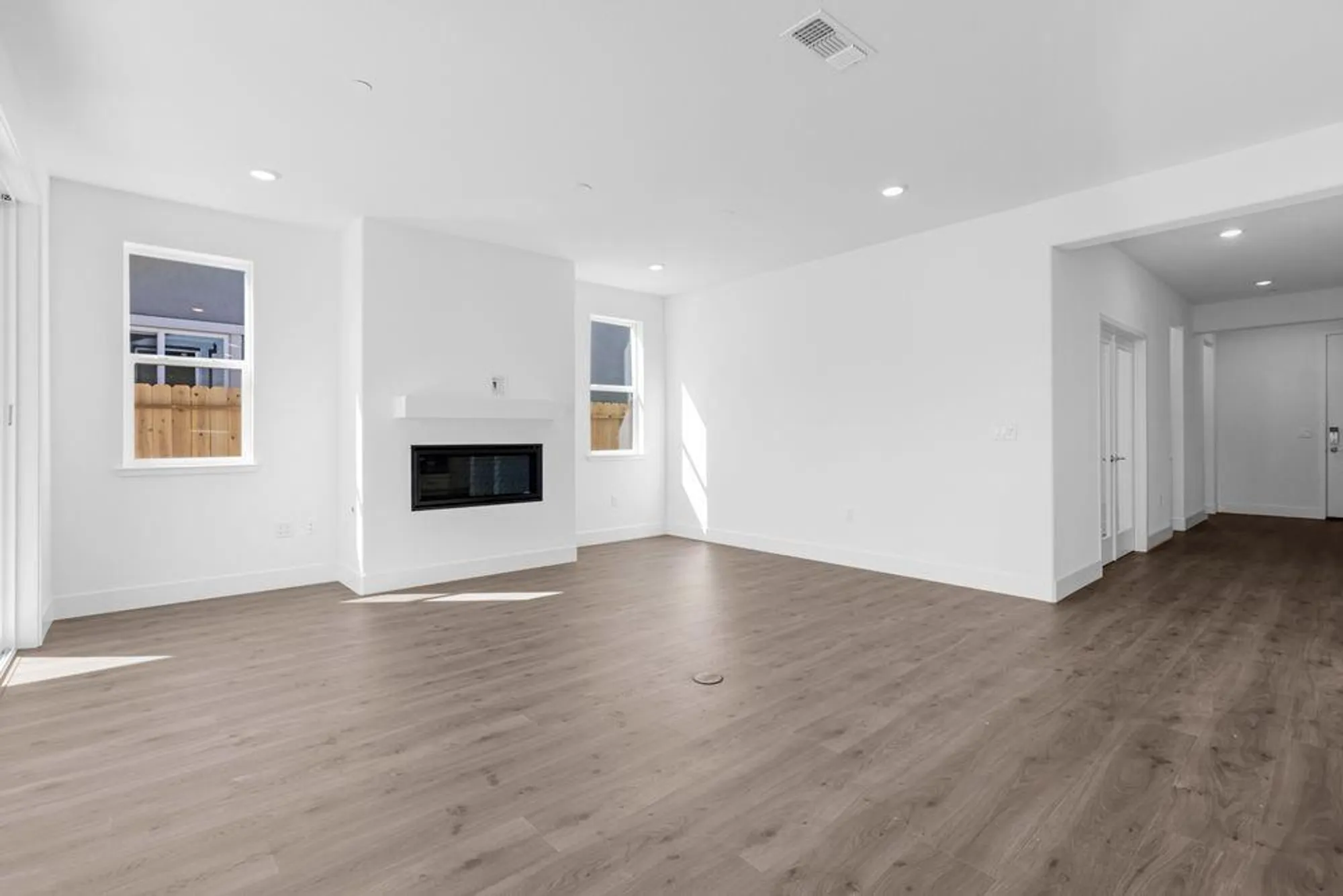 Property Slideshow image 6 of 55 | 10328 evangaline way, Elk Grove, CA, 95757